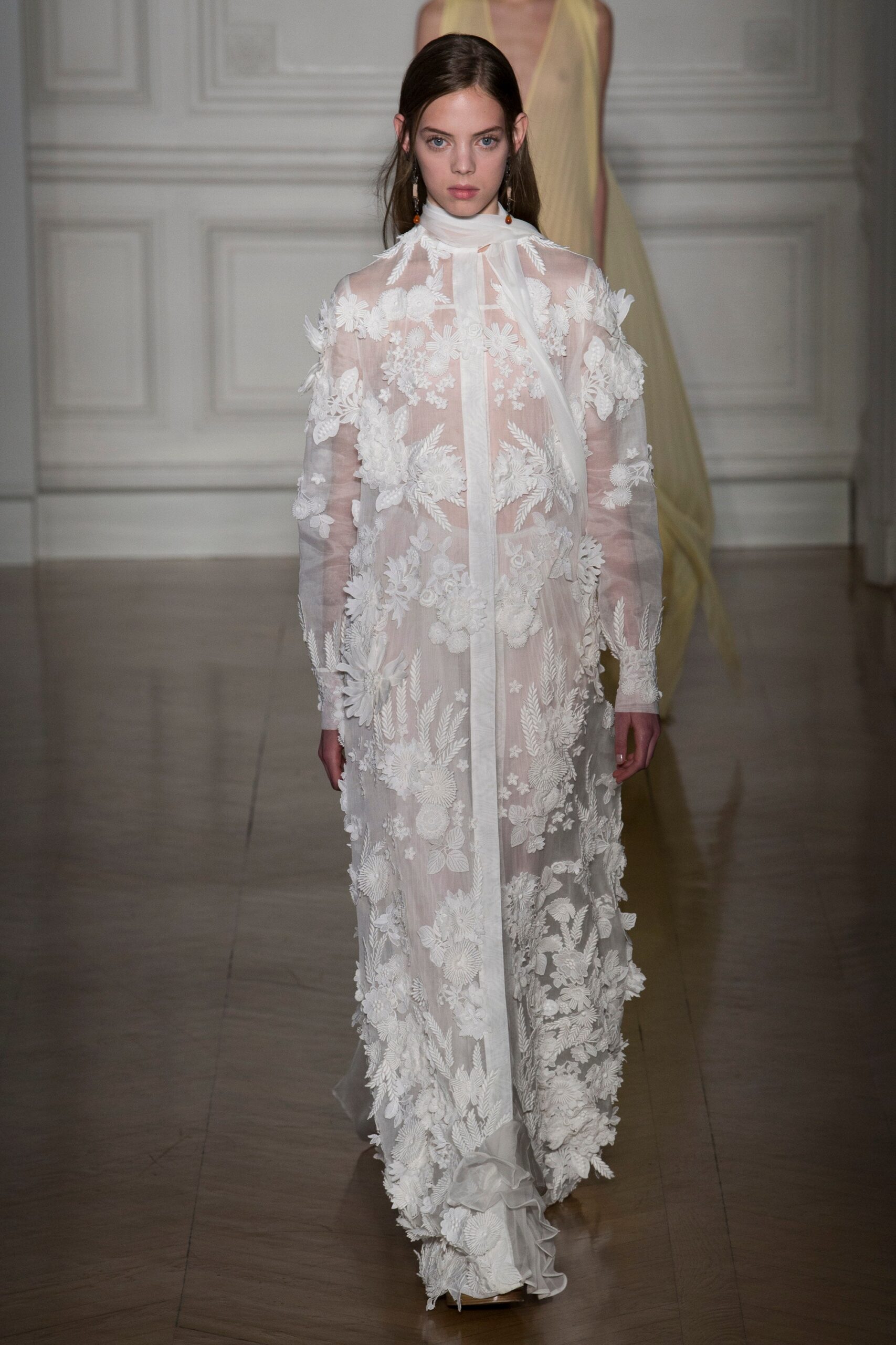 Valentino S/S 17 Couture Look 14