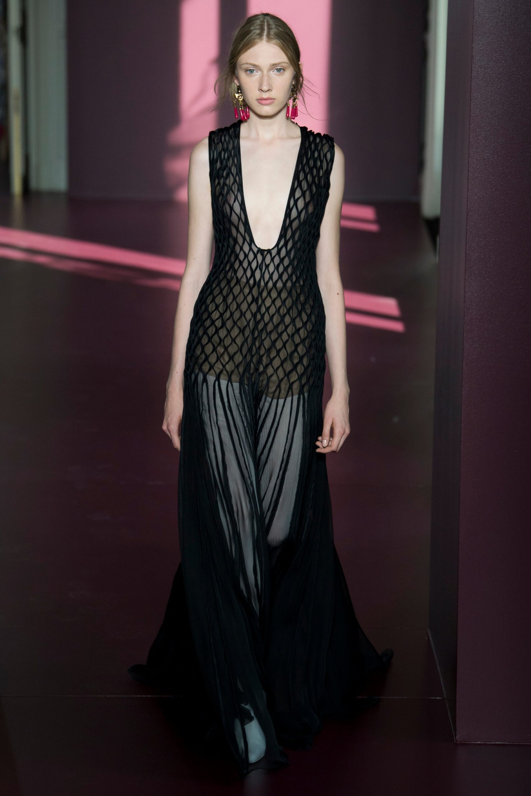 Valentino F/W 17 Couture Look 44
