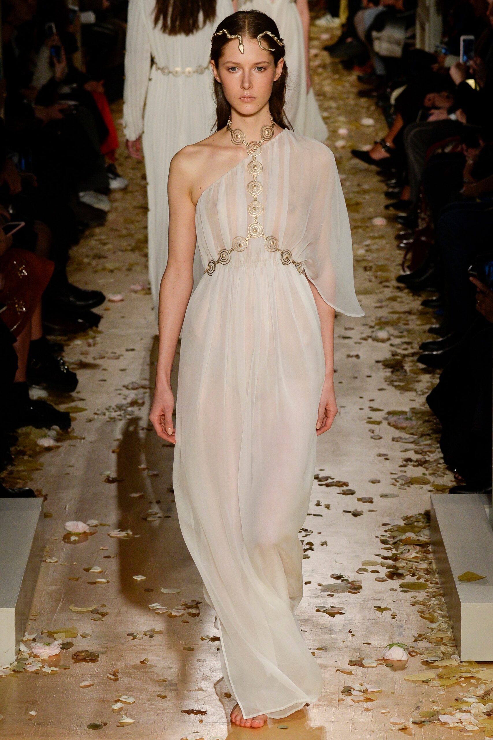 Valentino S/S 16 Couture Look 12