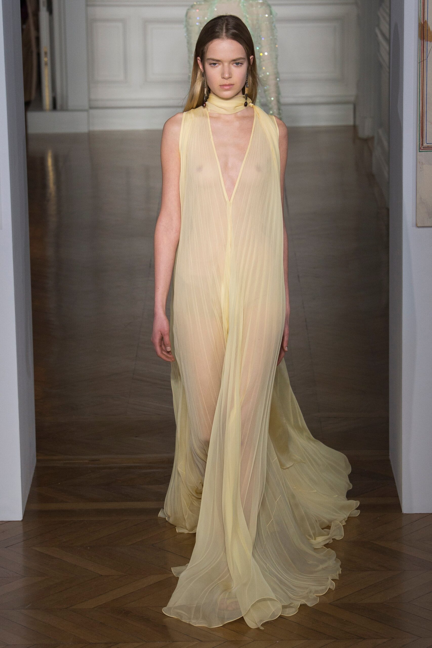 Valentino S/S 17 Couture Look 15