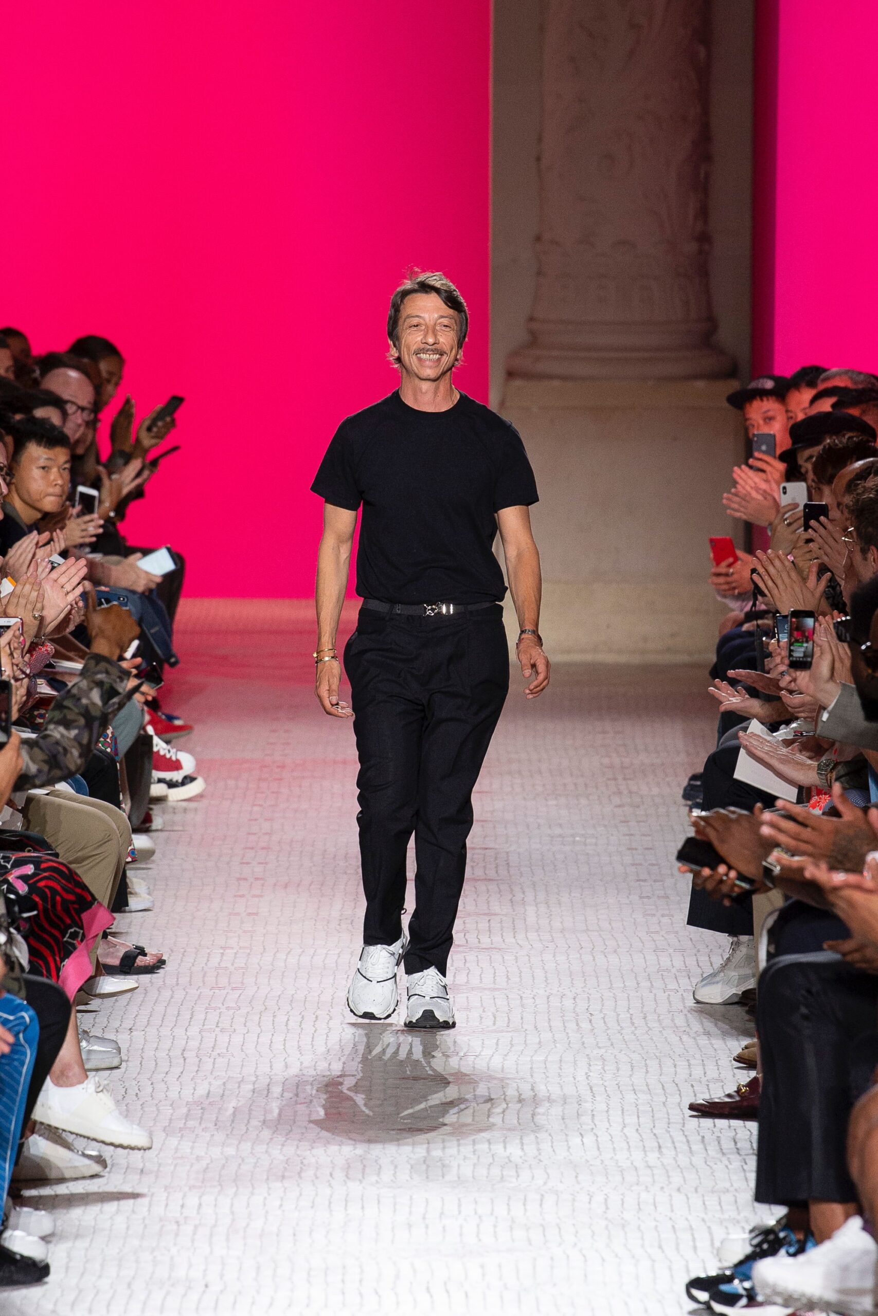 Valentino S/S 19 Menswear Look 34