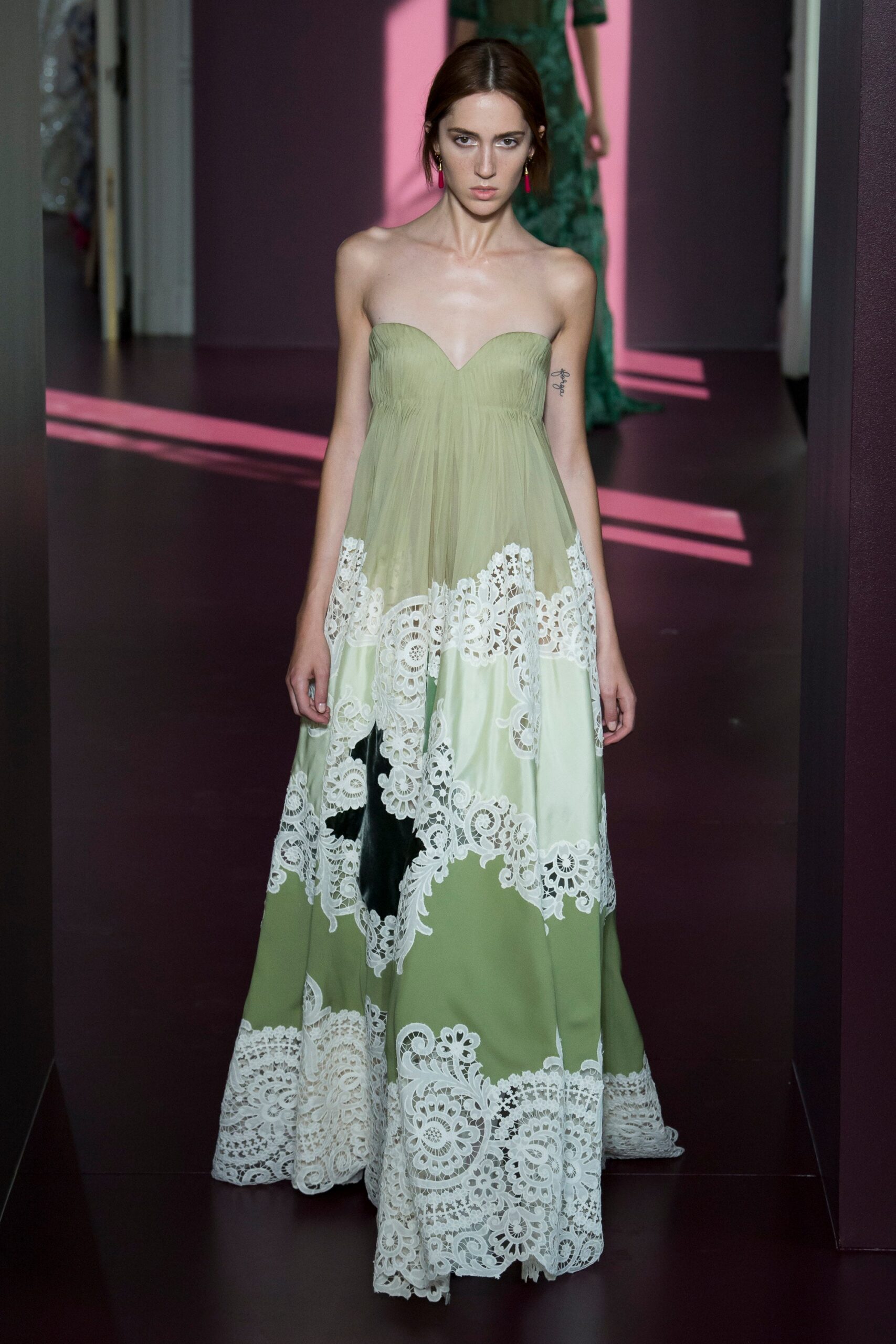 Valentino F/W 17 Couture Look 50