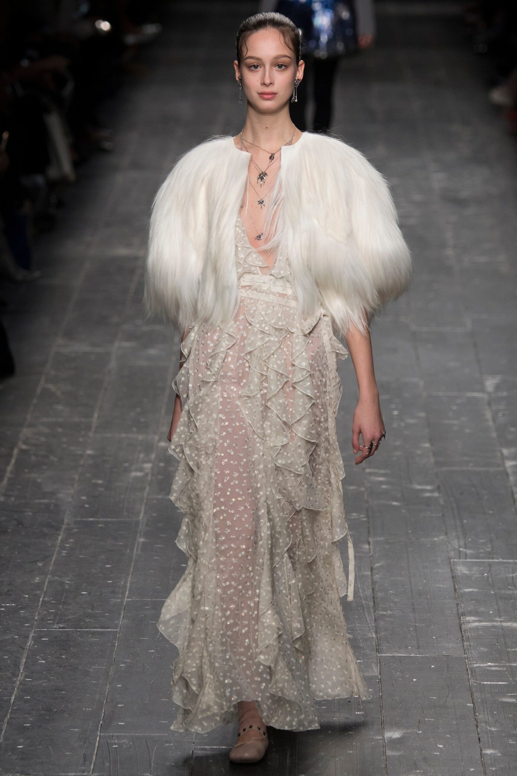 Valentino F/W 16 Look 14