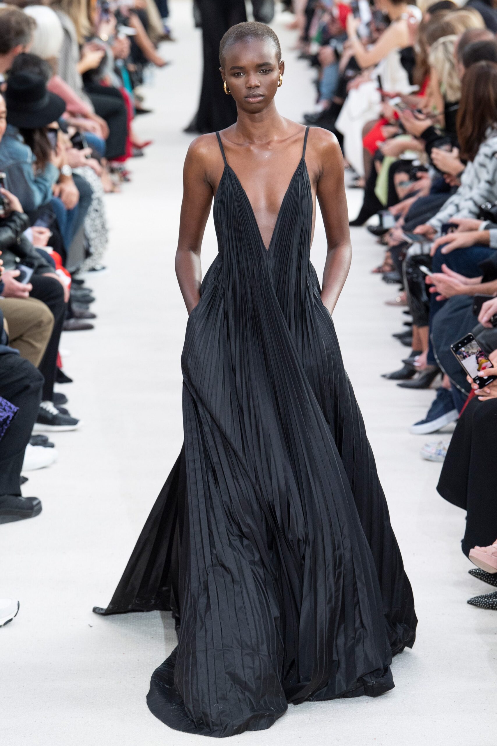 Valentino S/S 19 Look 31