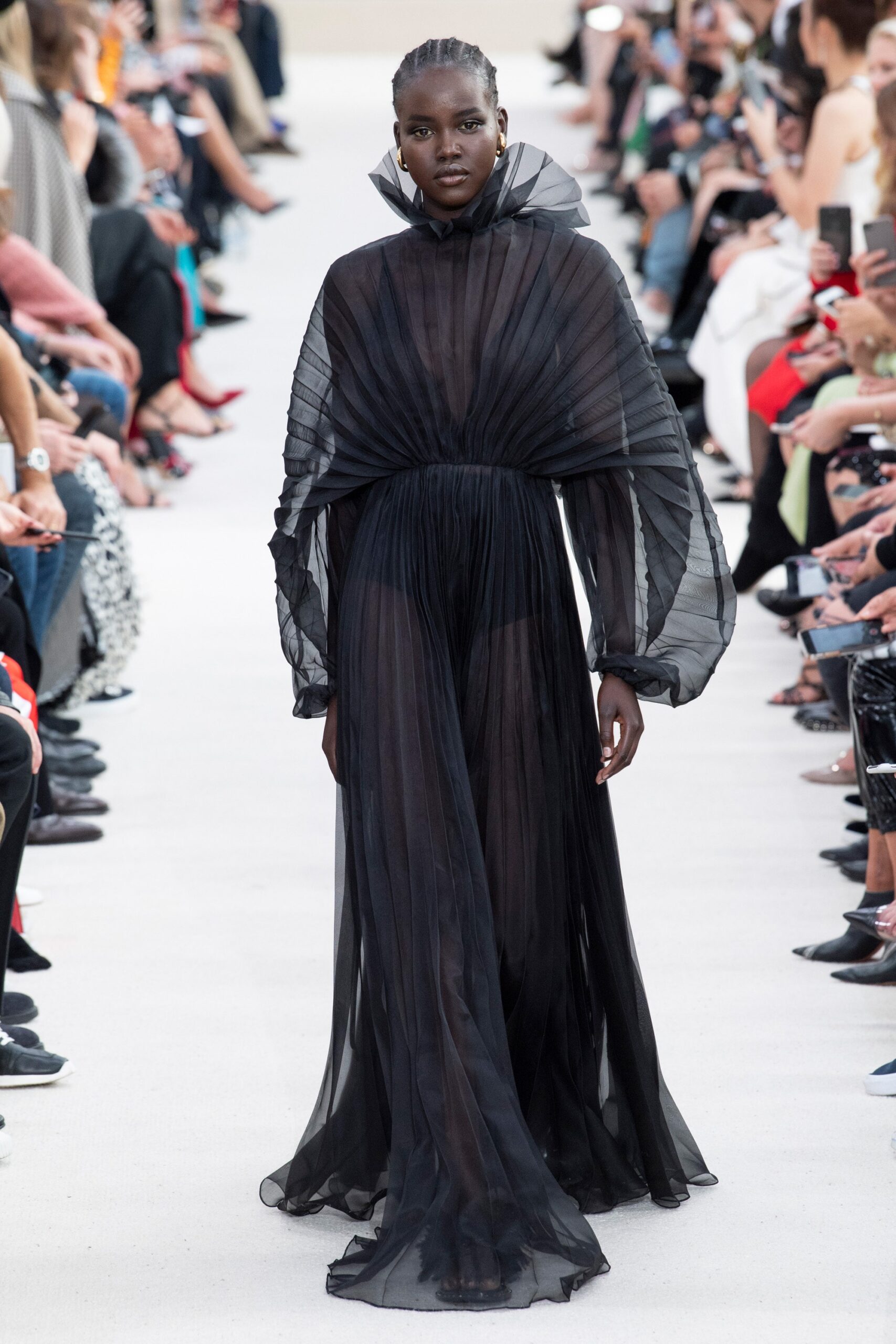 Valentino S/S 19 Look 32