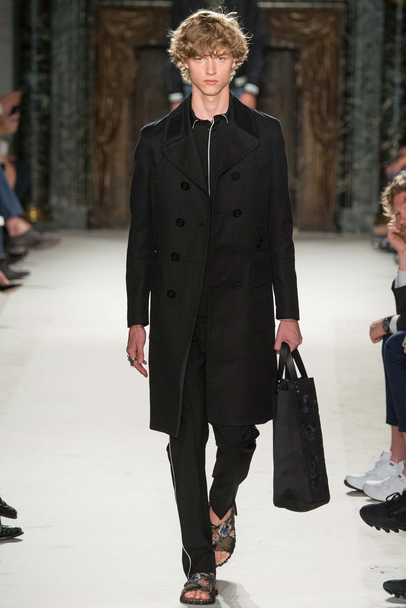 Valentino S/S 16 Menswear Look 34