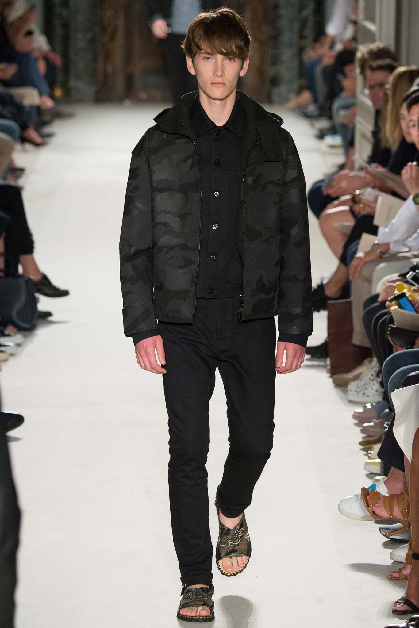 Valentino S/S 16 Menswear Look 38