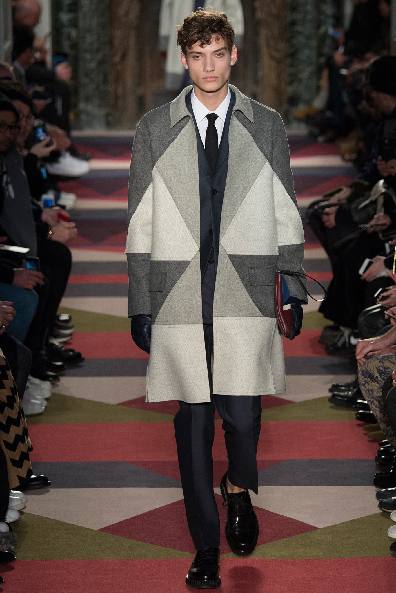 Valentino F/W 15 Menswear Look 1