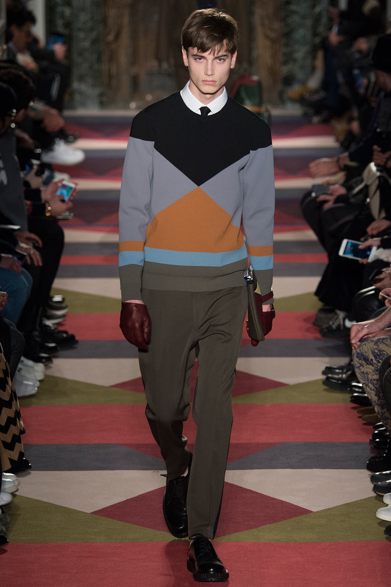 Valentino F/W 15 Menswear Look 10