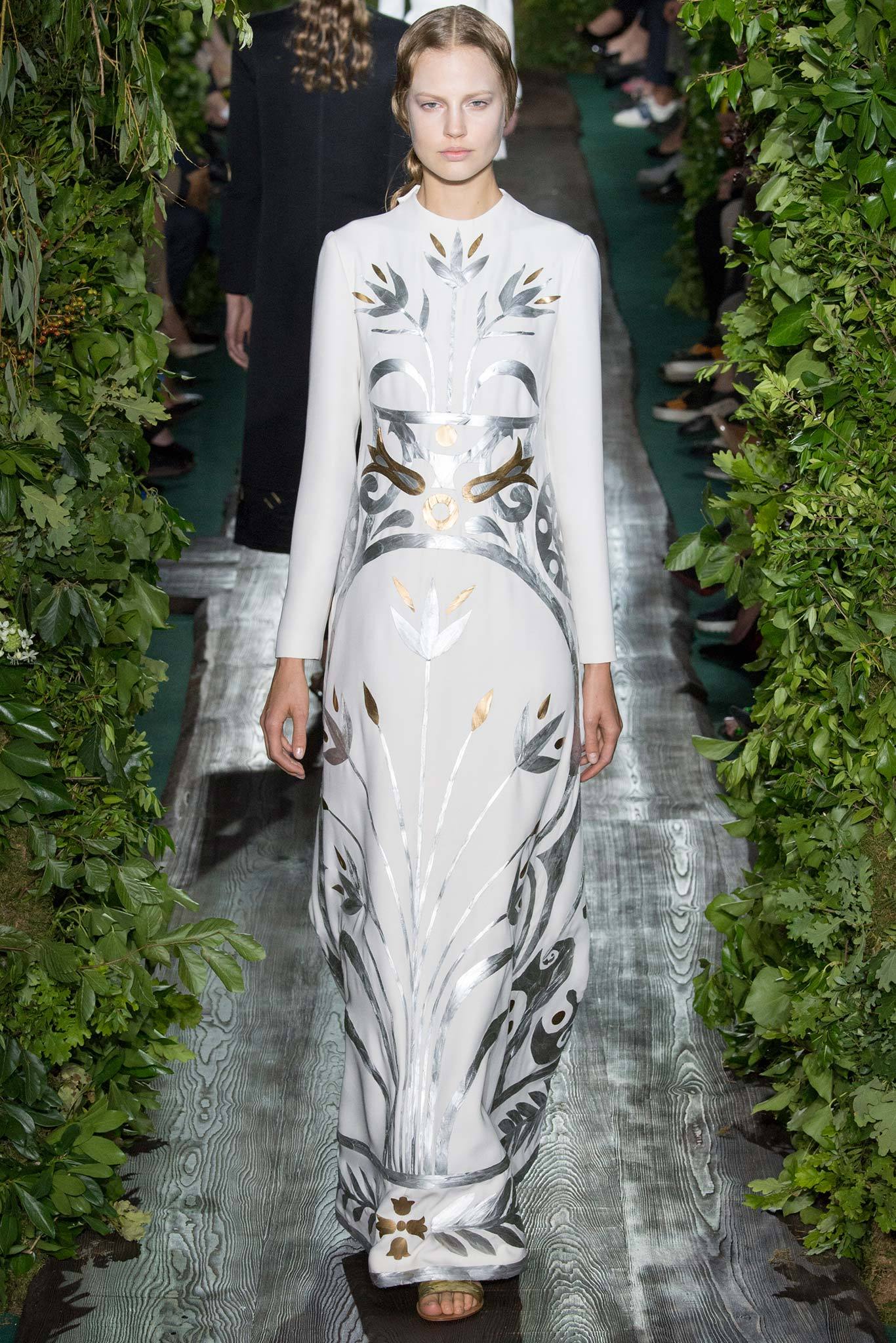 Valentino F/W 14 Couture Look 14