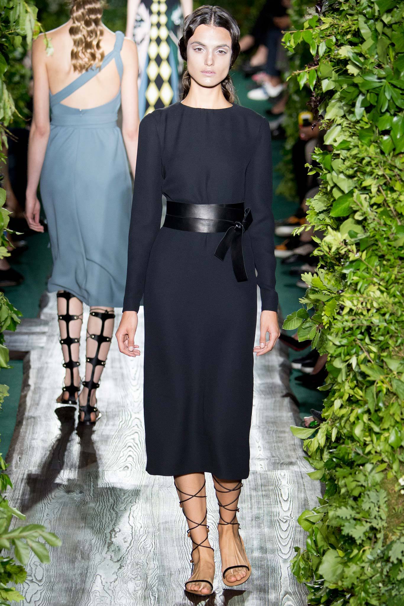 Valentino F/W 14 Couture Look 20