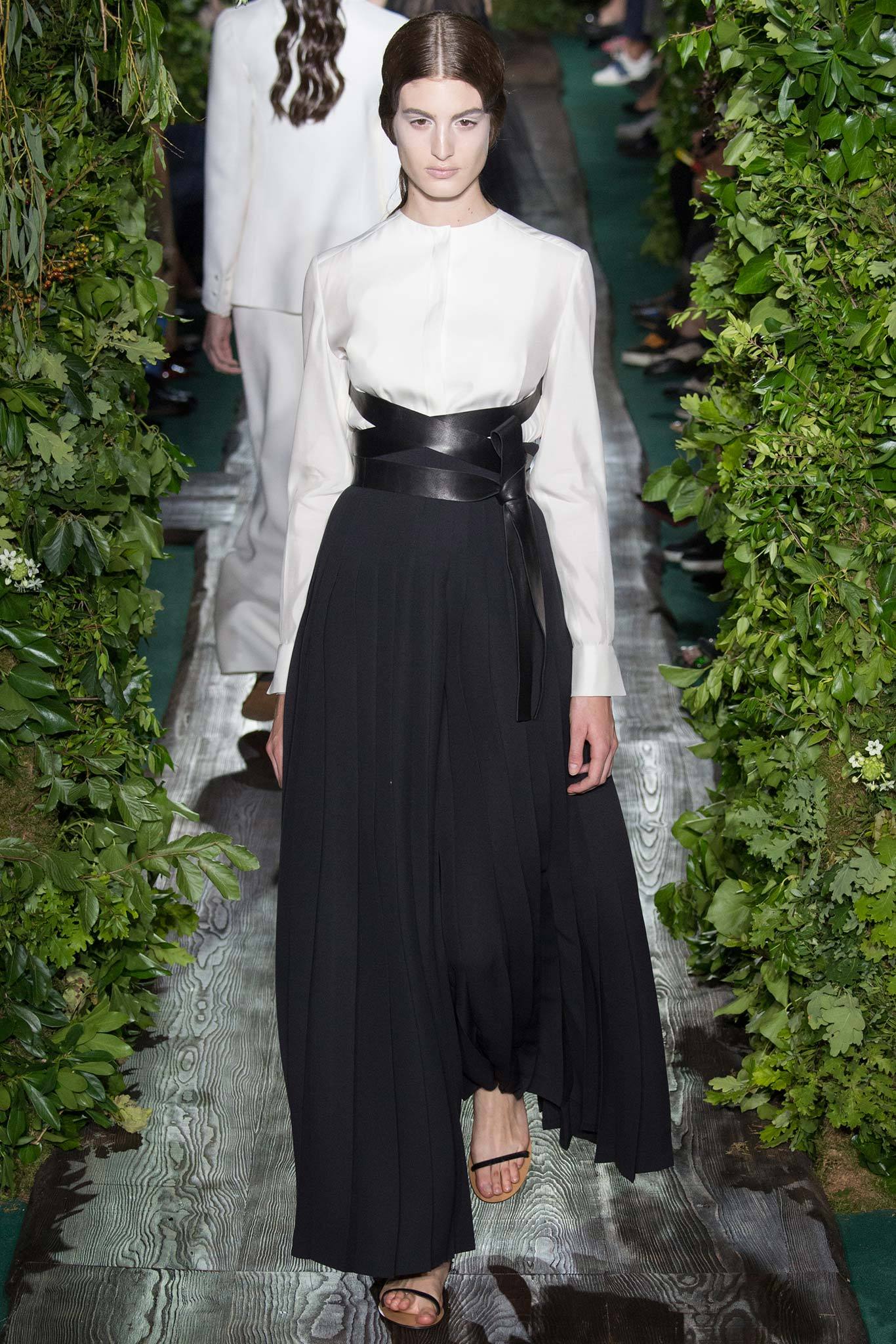 Valentino F/W 14 Couture Look 26