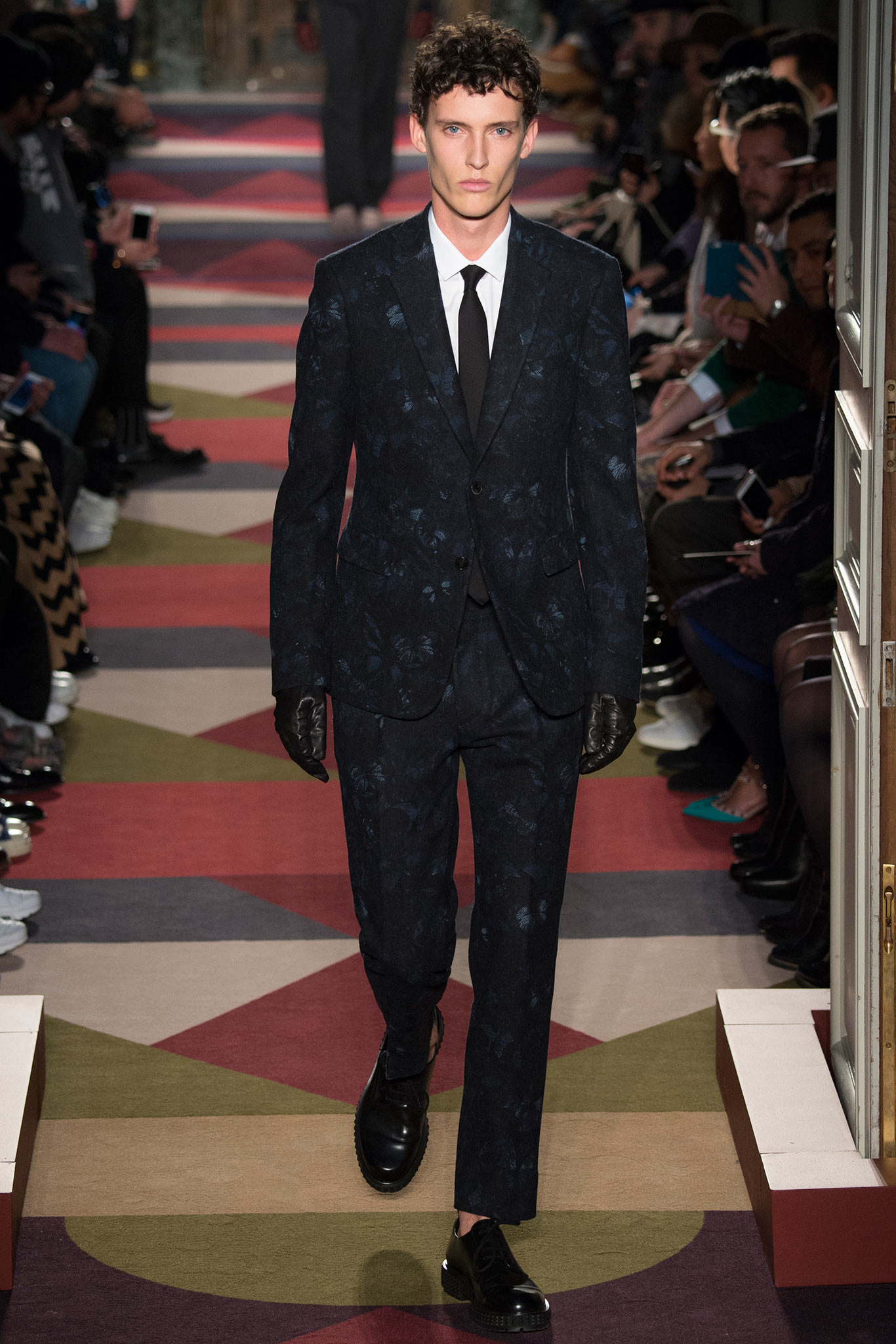 Valentino F/W 15 Menswear Look 26