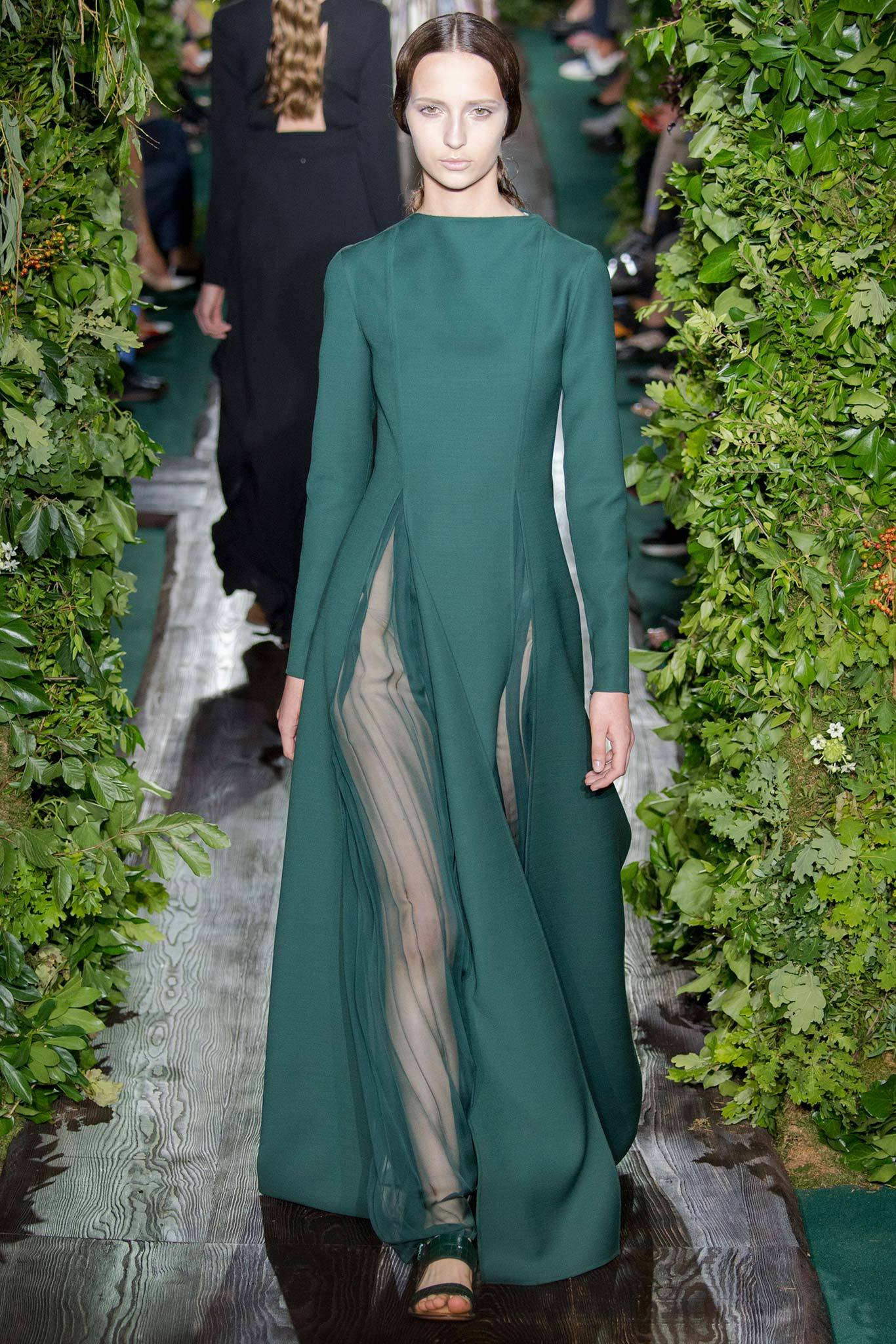 Valentino F/W 14 Couture Look 30