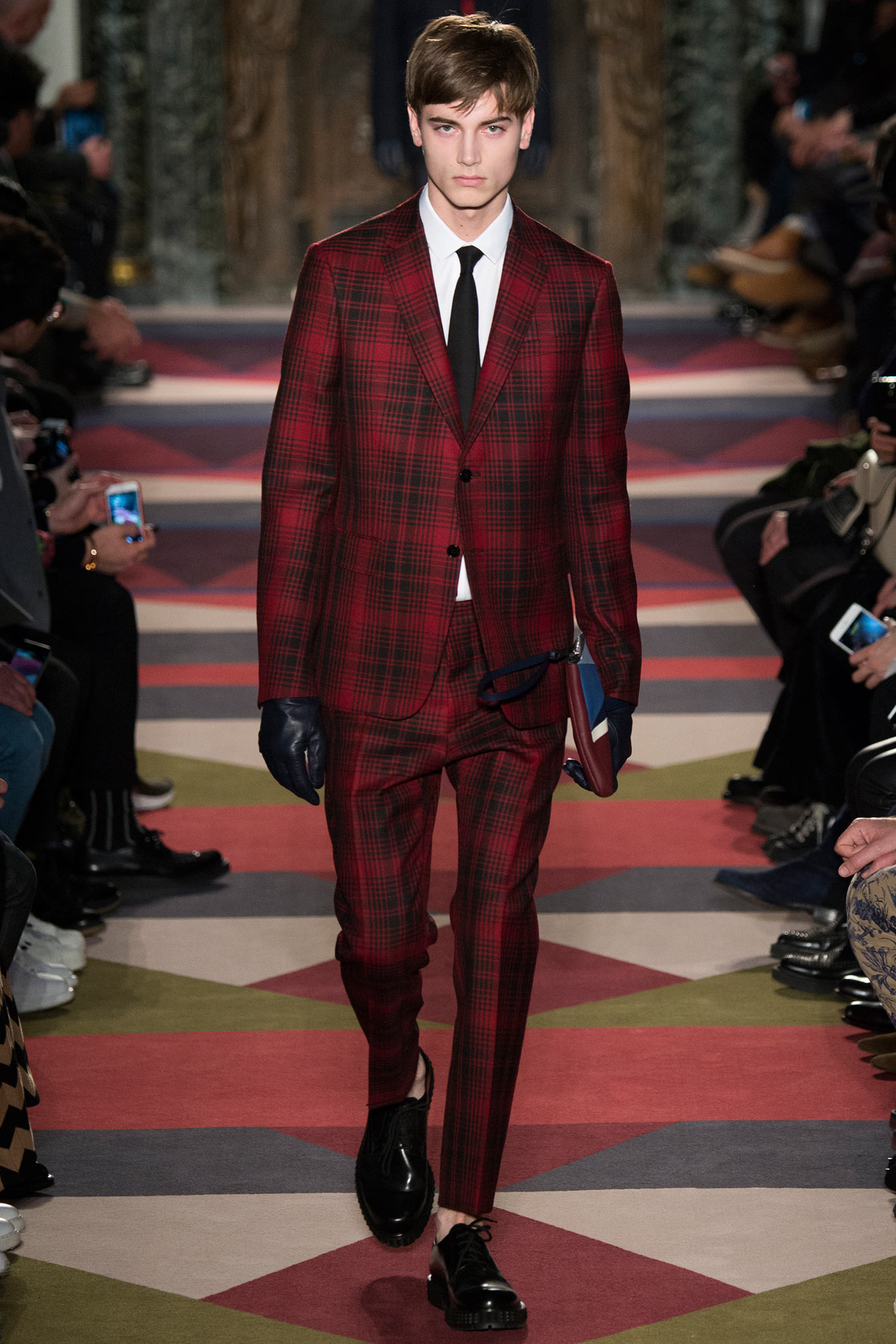 Valentino F/W 15 Menswear Look 34