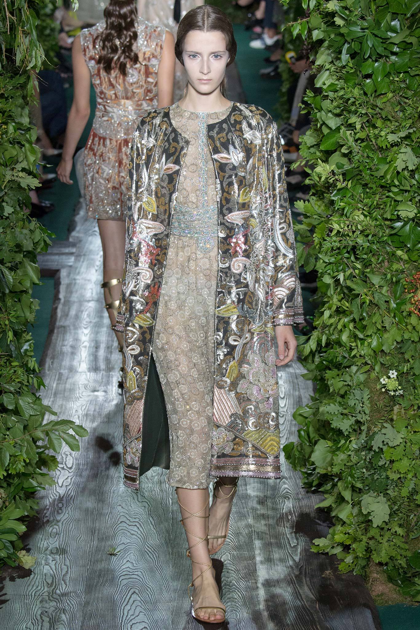 Valentino F/W 14 Couture Look 37