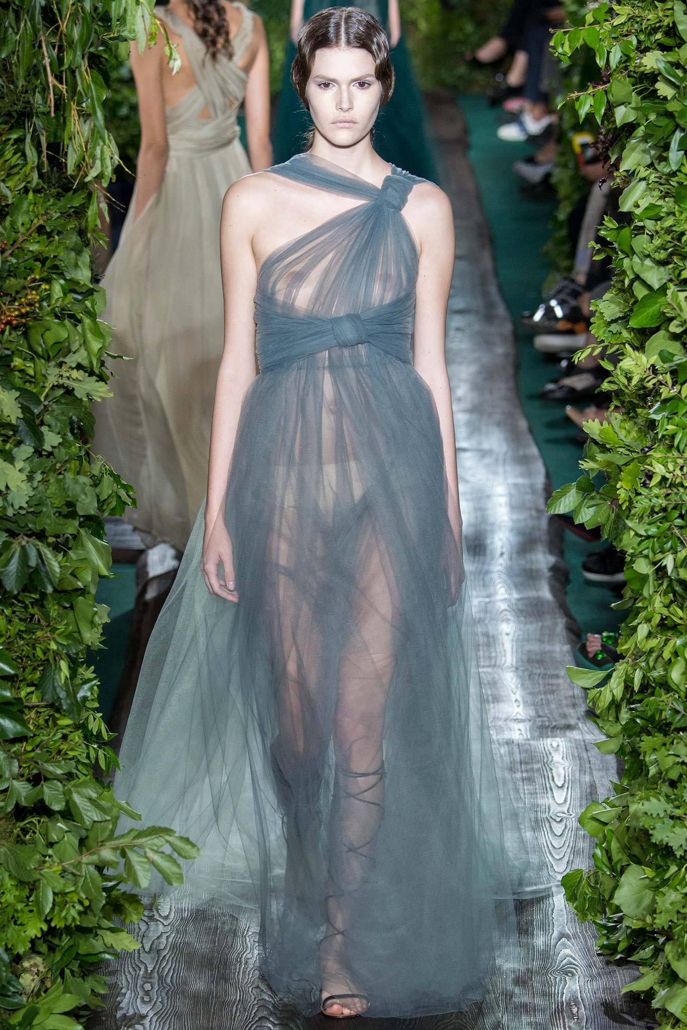Valentino F/W 14 Couture Look 42