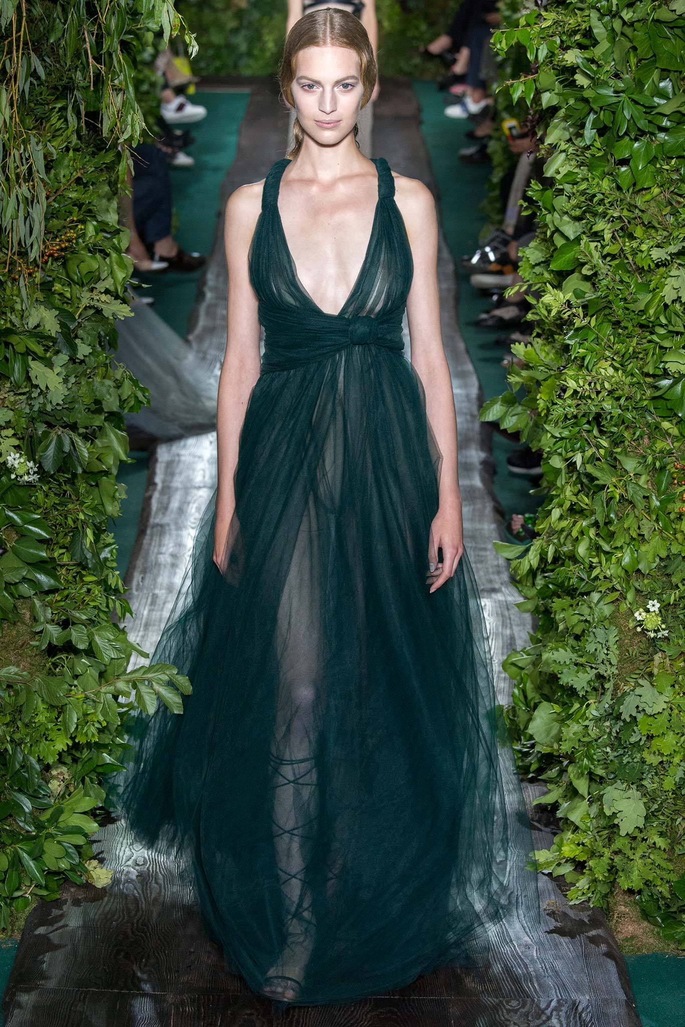 Valentino F/W 14 Couture Look 43