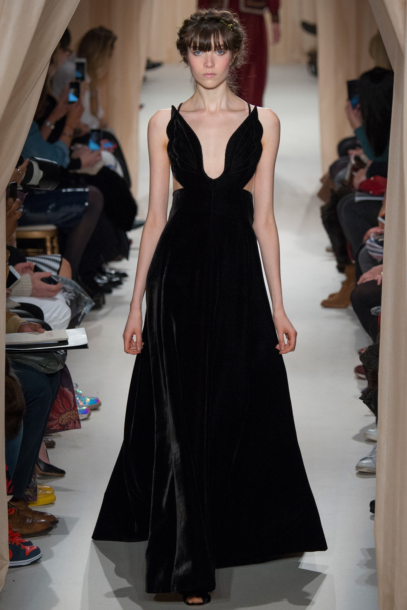 Valentino S/S 15 Couture Look 1