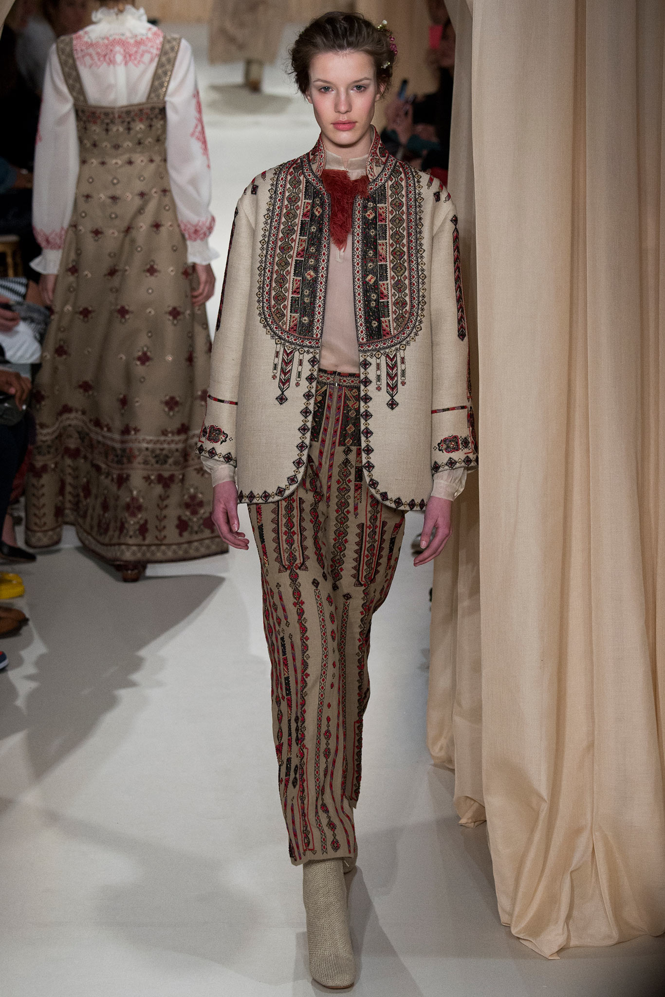 Valentino S/S 15 Couture Look 9