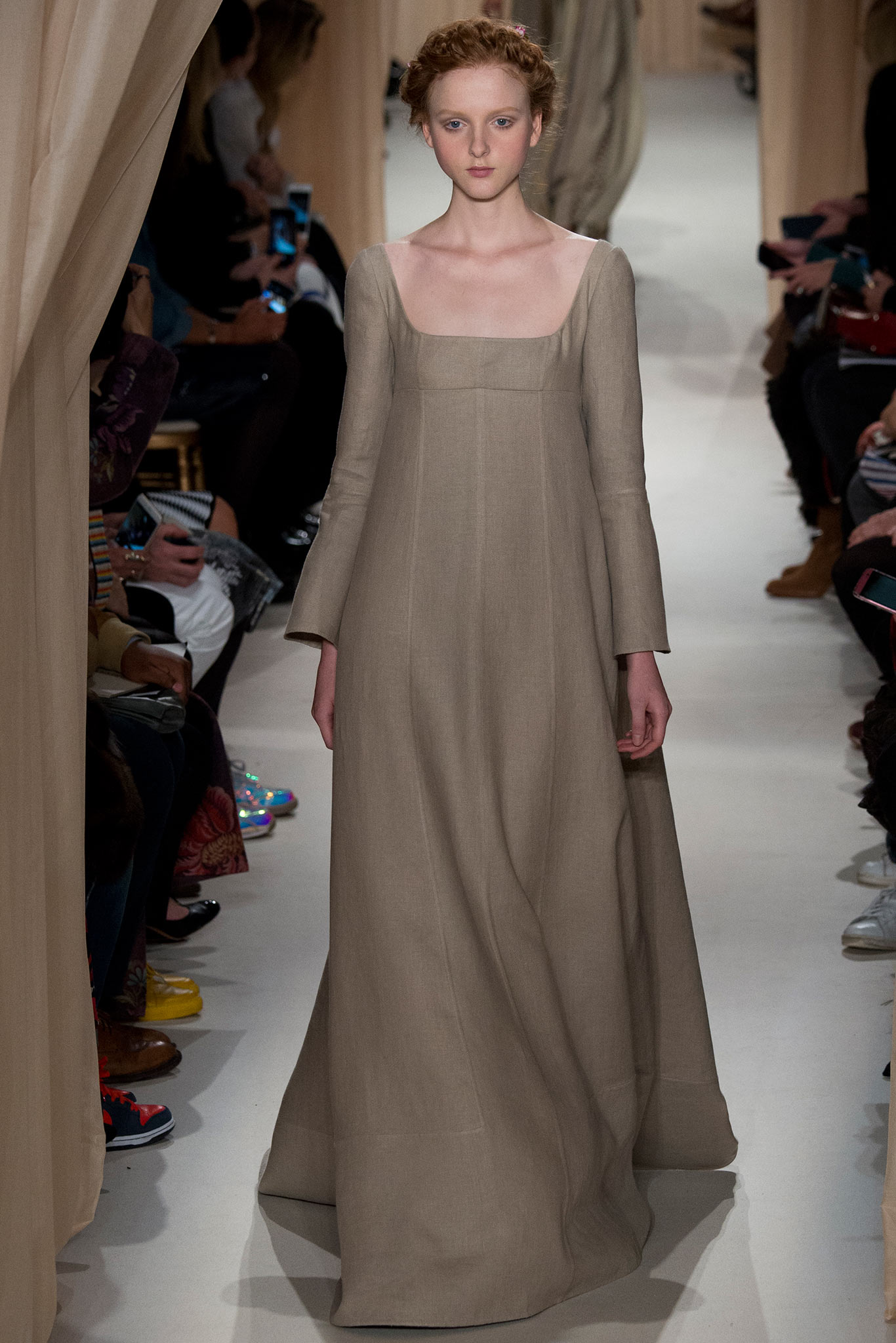 Valentino S/S 15 Couture Look 17