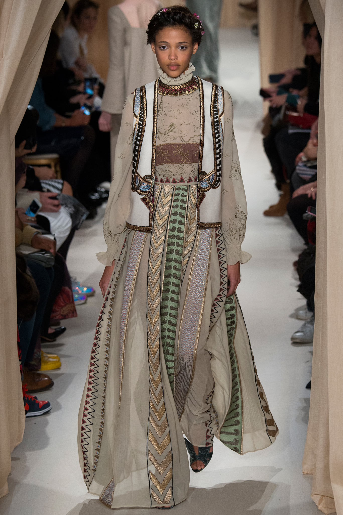 Valentino S/S 15 Couture Look 18