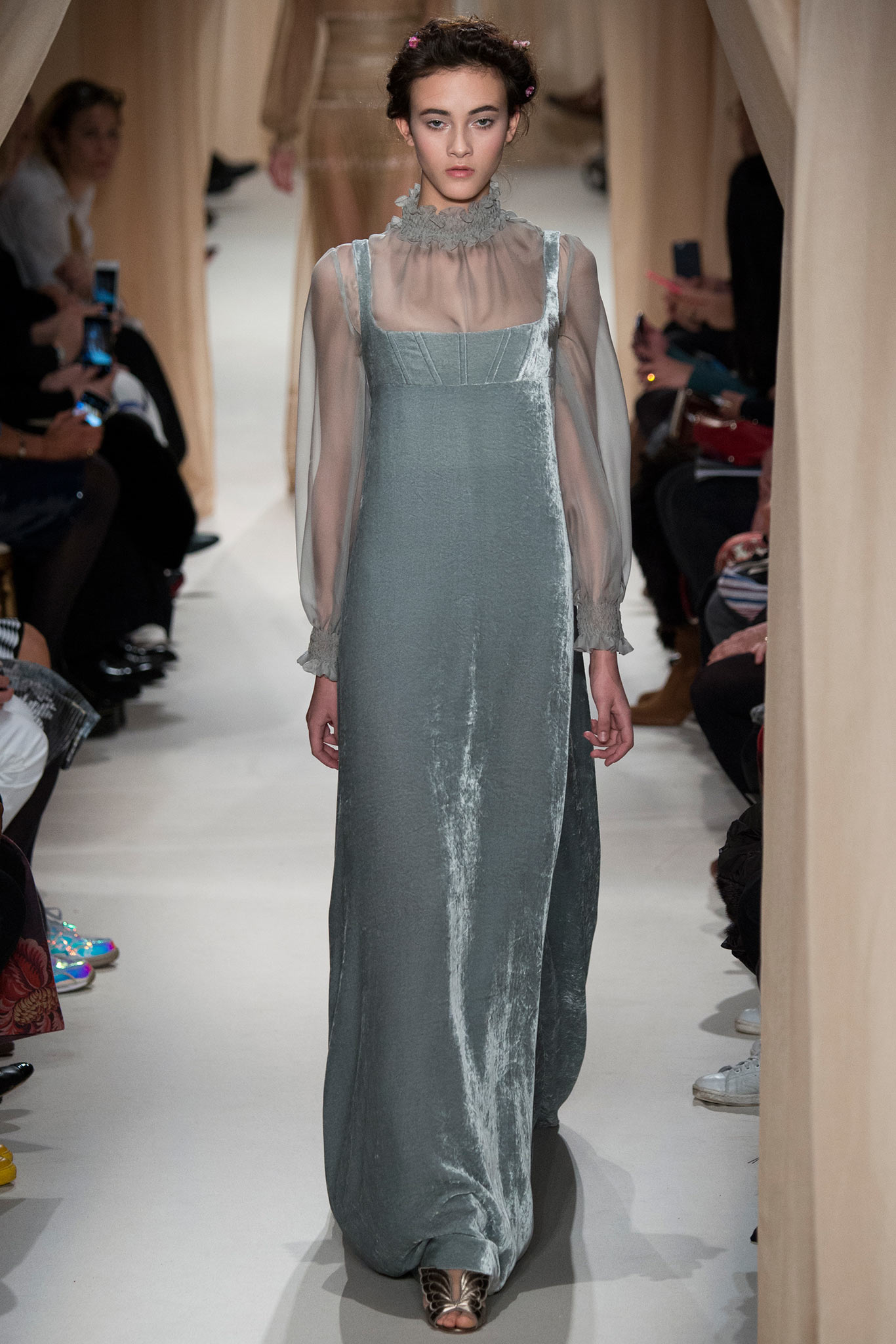 Valentino S/S 15 Couture Look 19