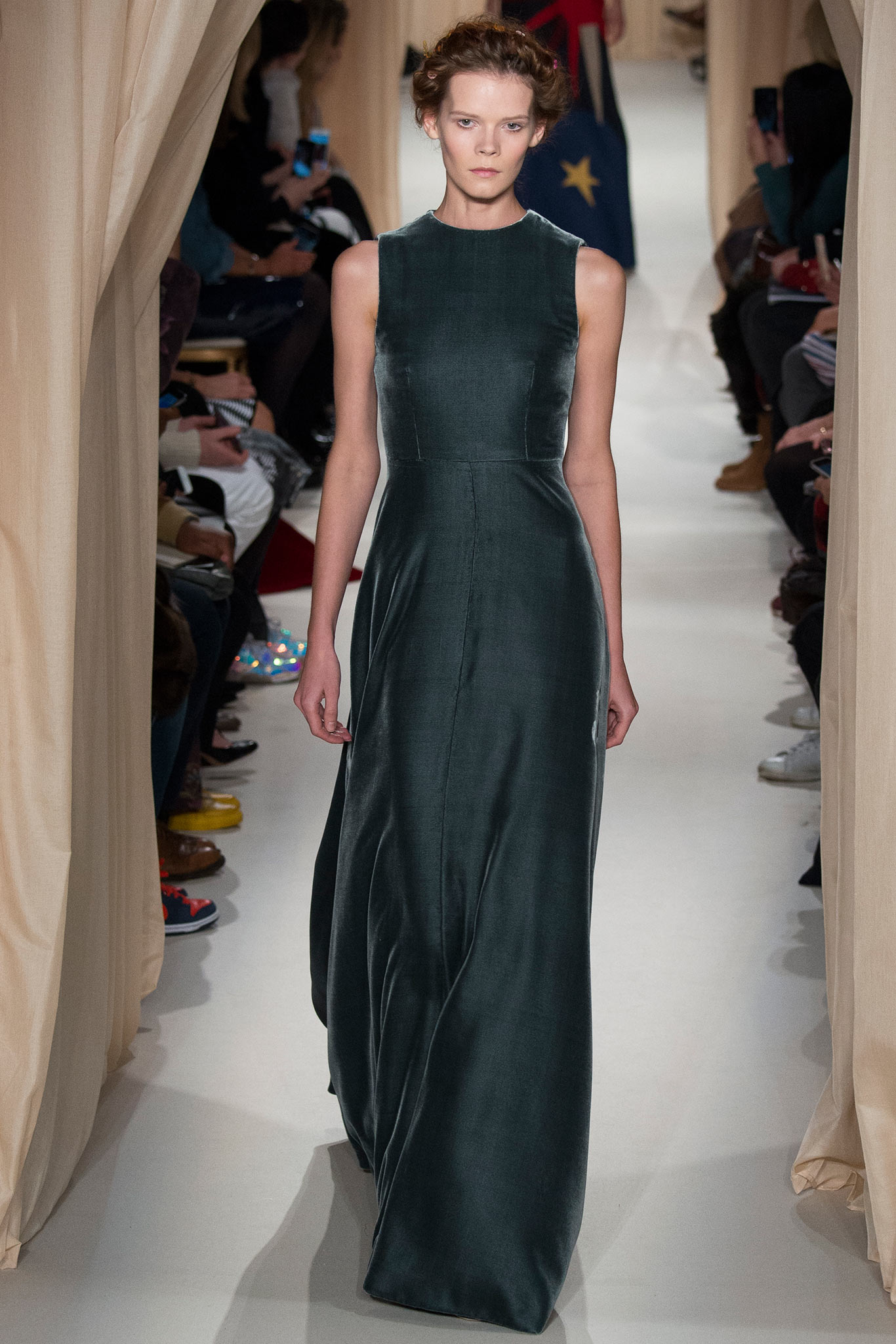 Valentino S/S 15 Couture Look 37