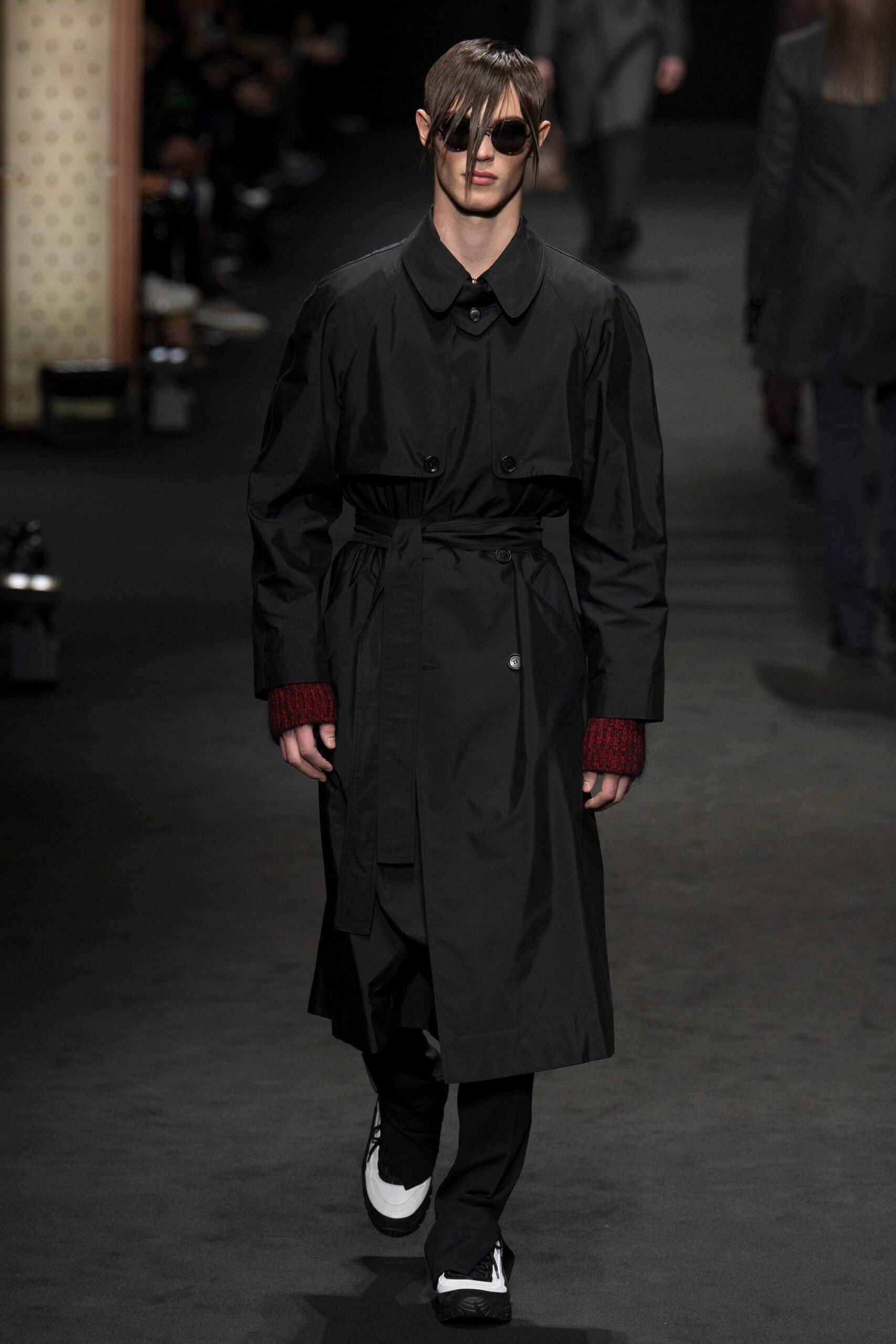 Versace F/W 17 Menswear Look 6