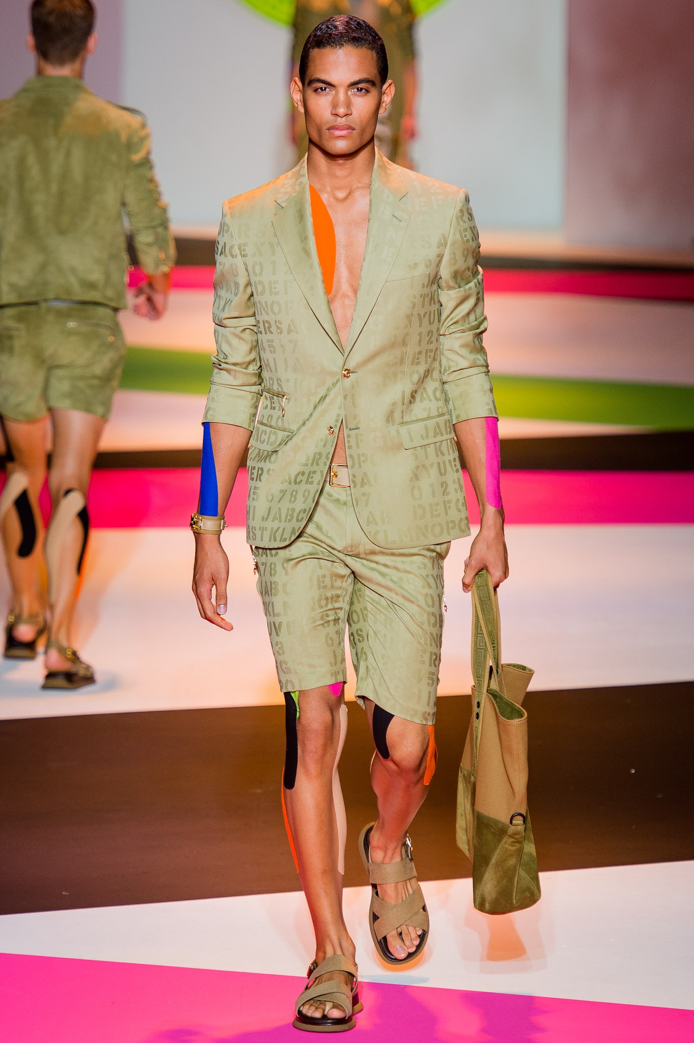 Versace S/S 14 Menswear Look 17