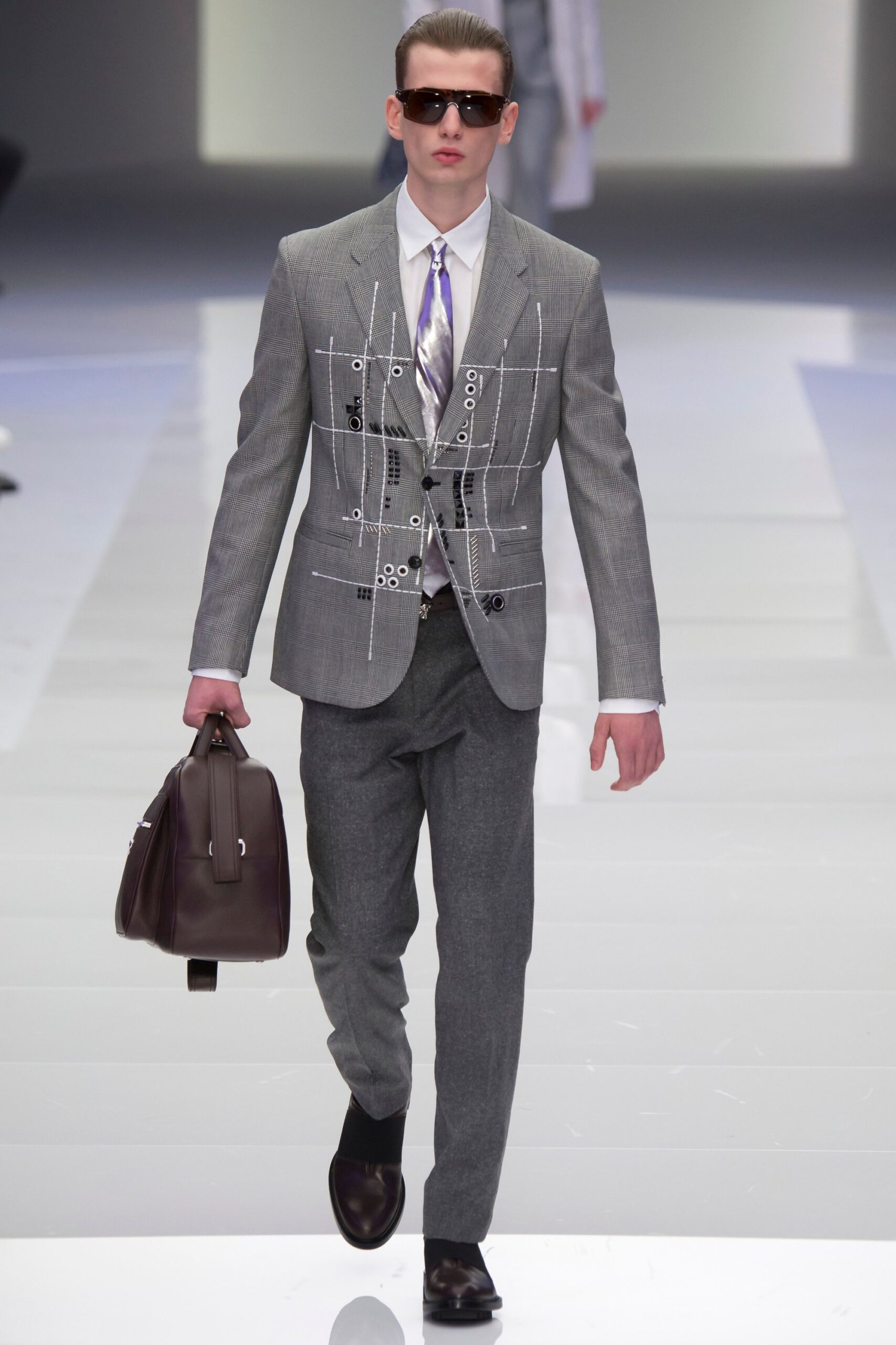 Versace F/W 16 Menswear Look 2