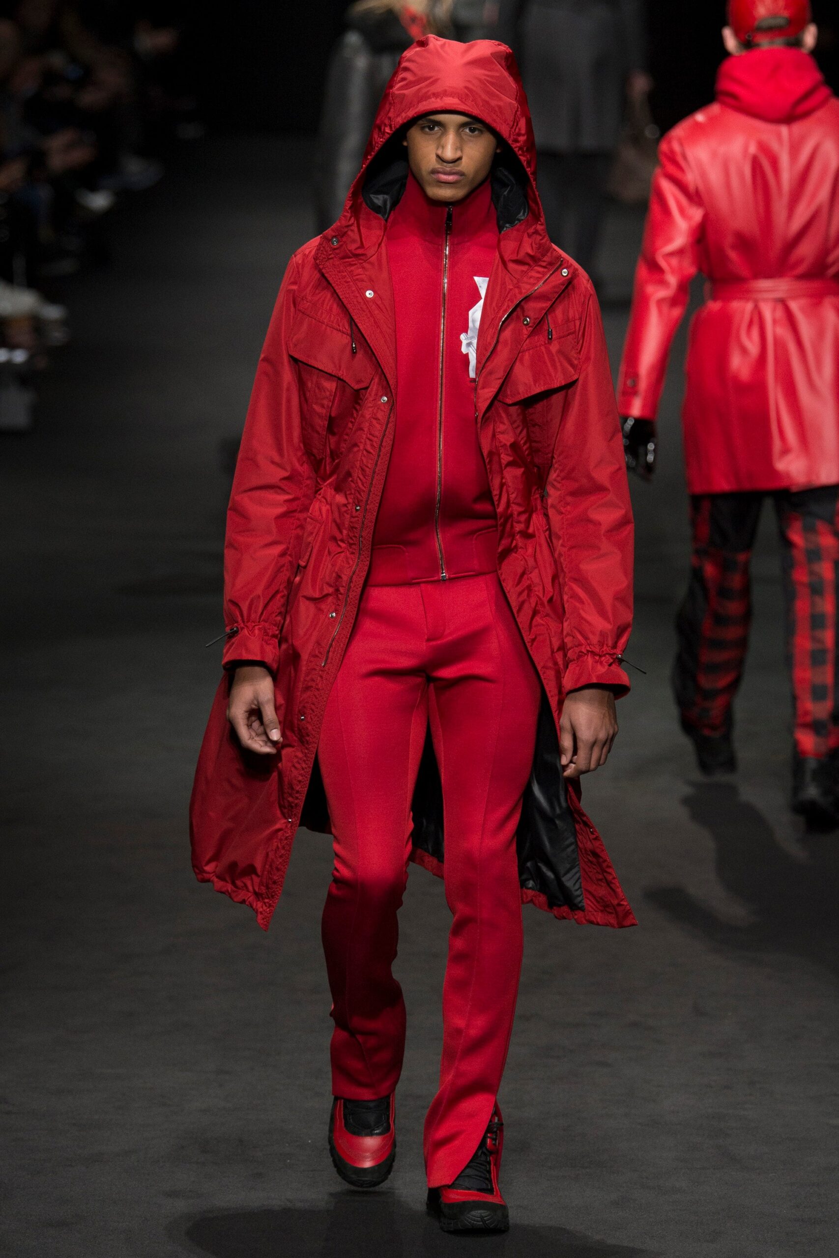 Versace F/W 17 Menswear Look 11
