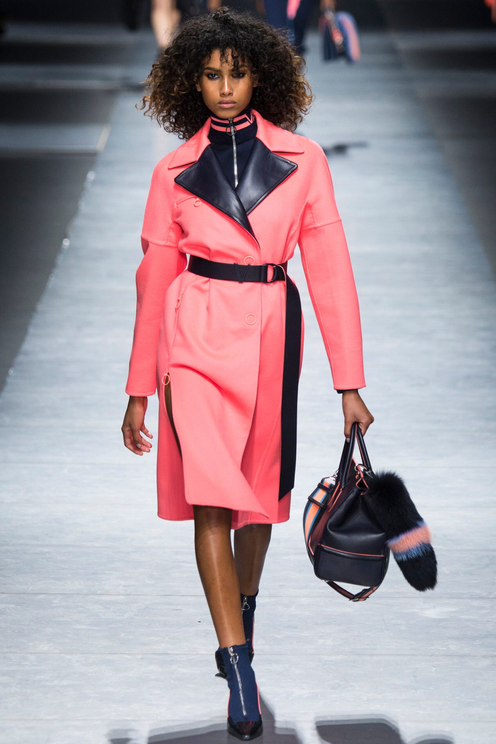 Versace F/W 16 Look 10