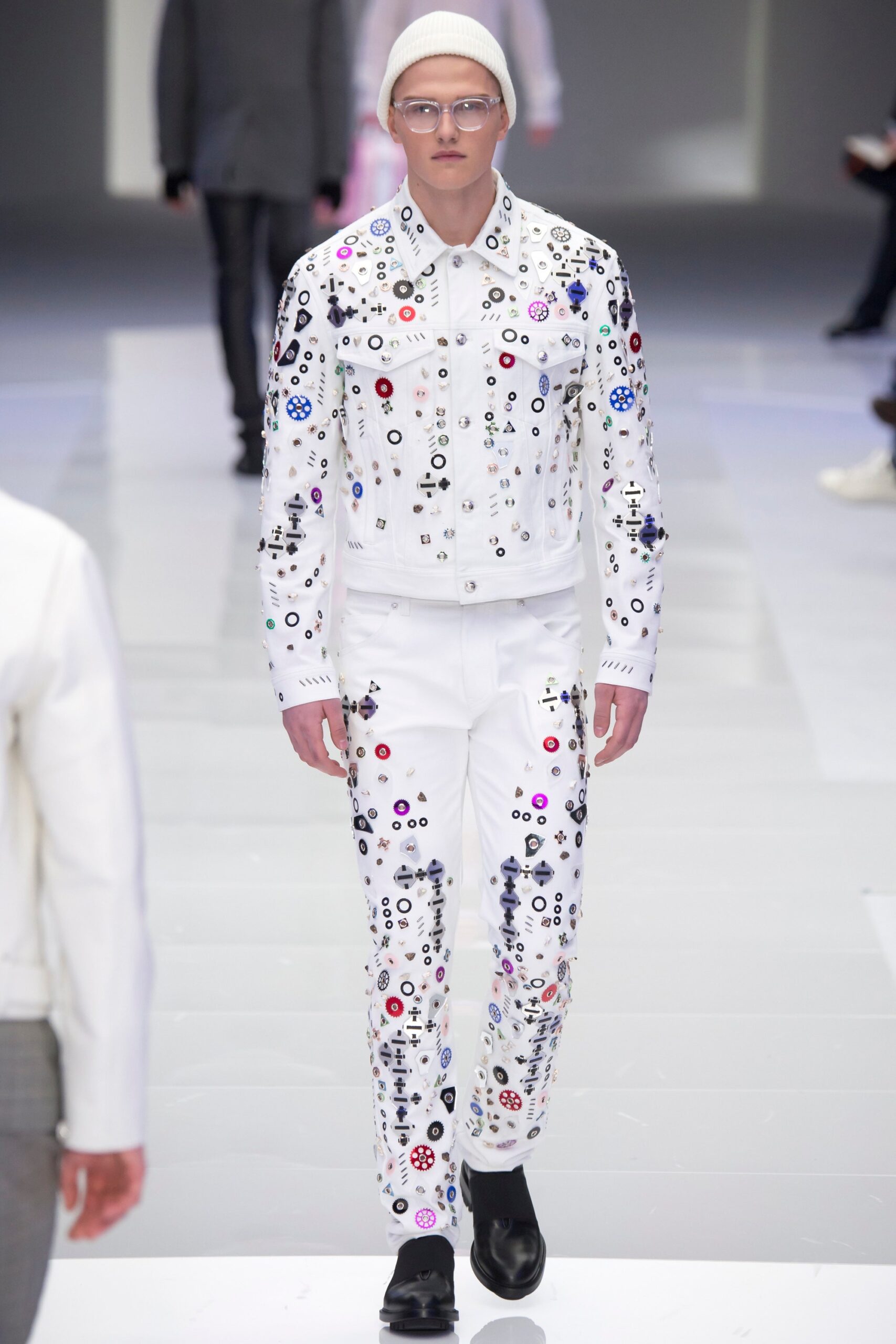 Versace F/W 16 Menswear Look 9