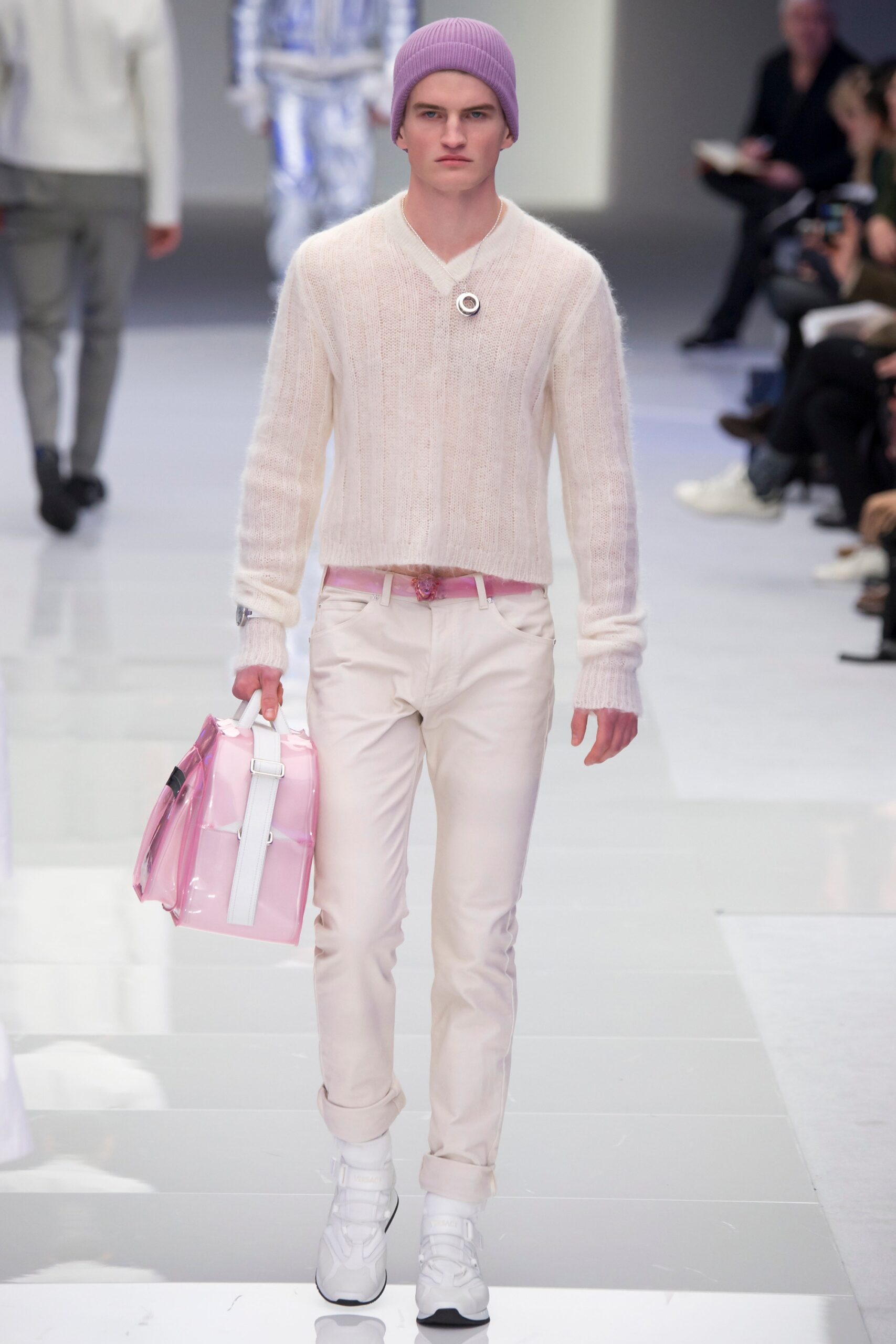 Versace F/W 16 Menswear Look 10