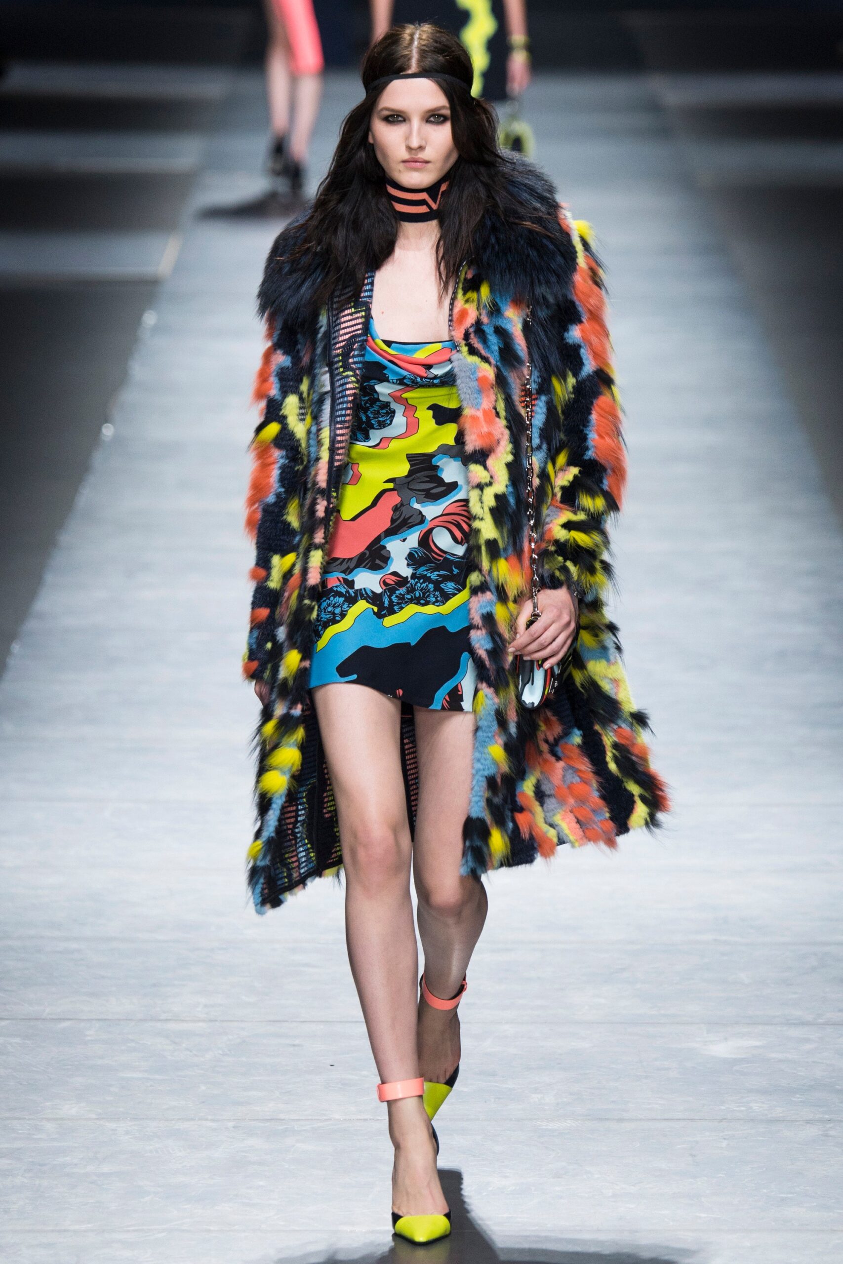 Versace F/W 16 Look 14