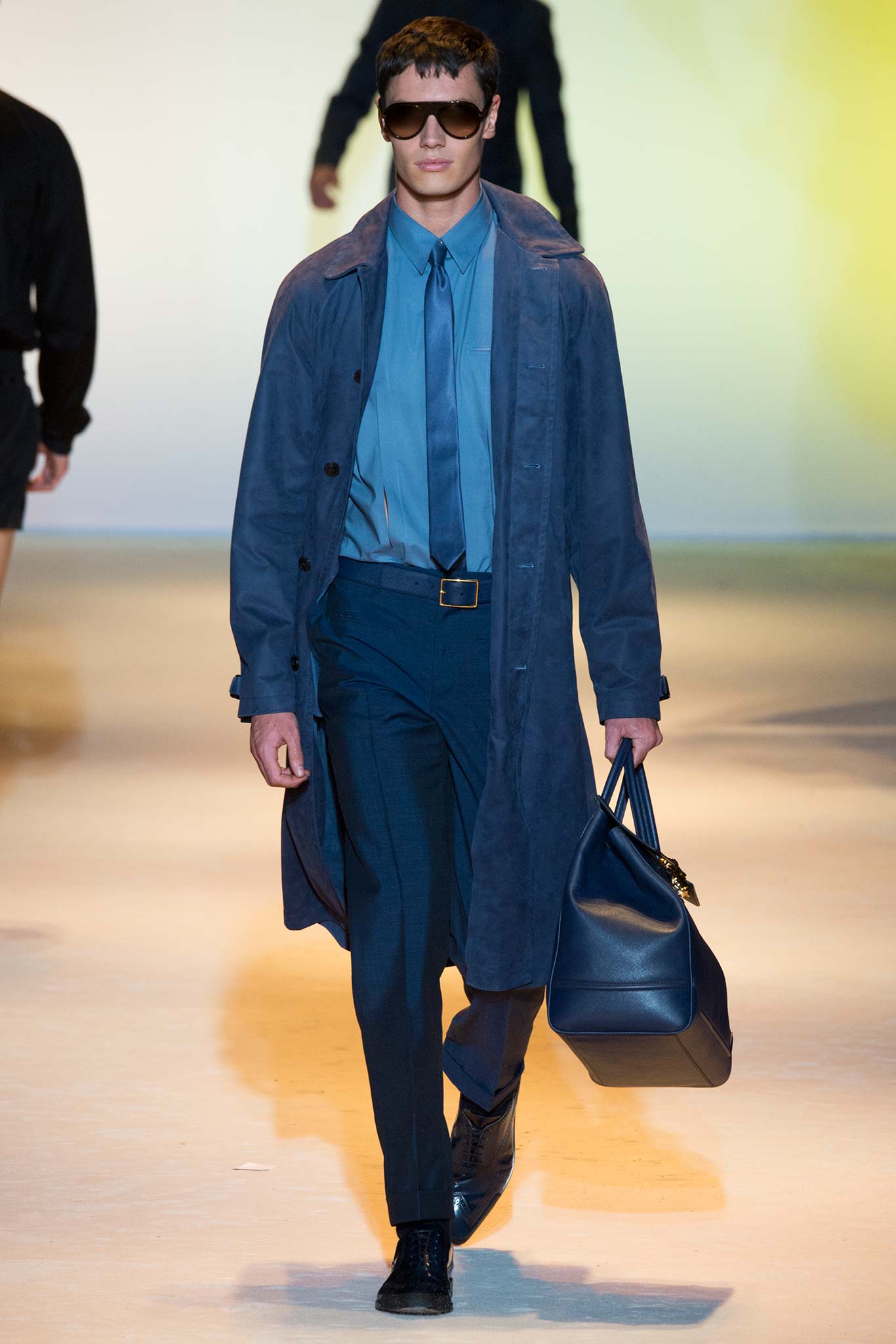 Versace S/S 16 Menswear Look 22