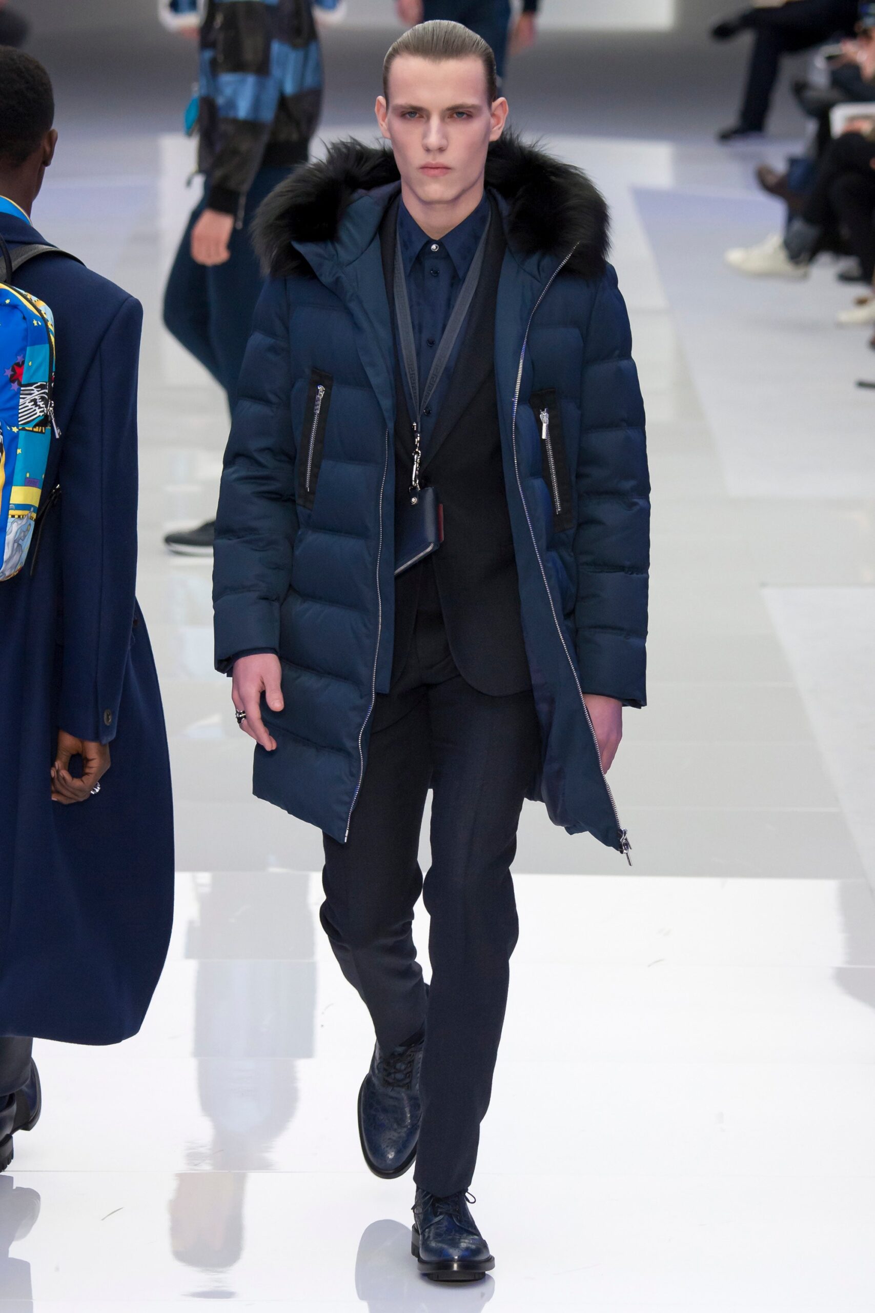 Versace F/W 16 Menswear Look 21