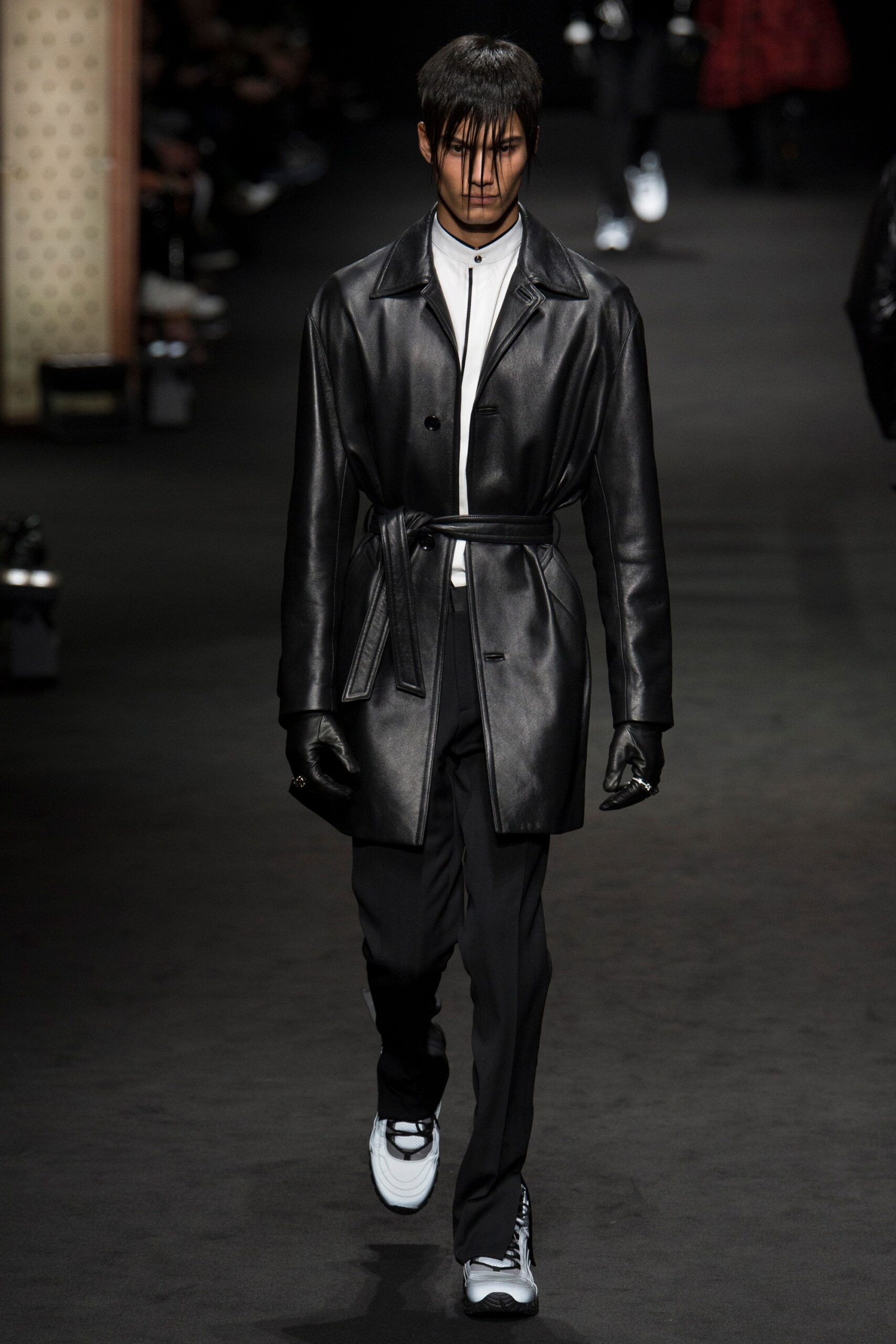 Versace F/W 17 Menswear Look 26