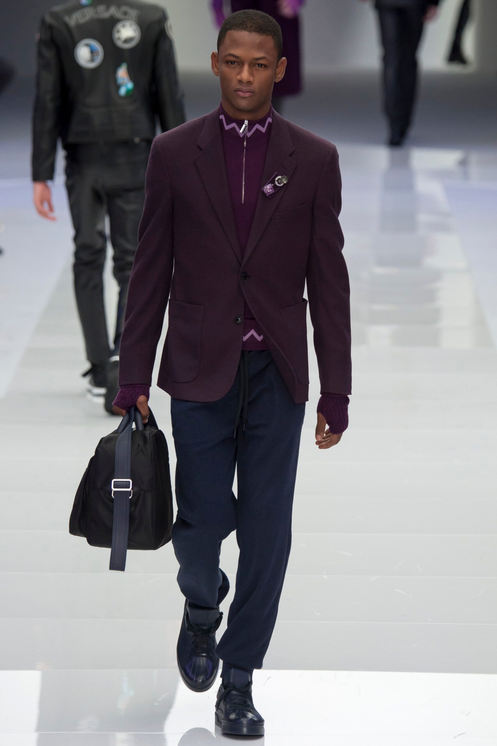 Versace F/W 16 Menswear Look 34
