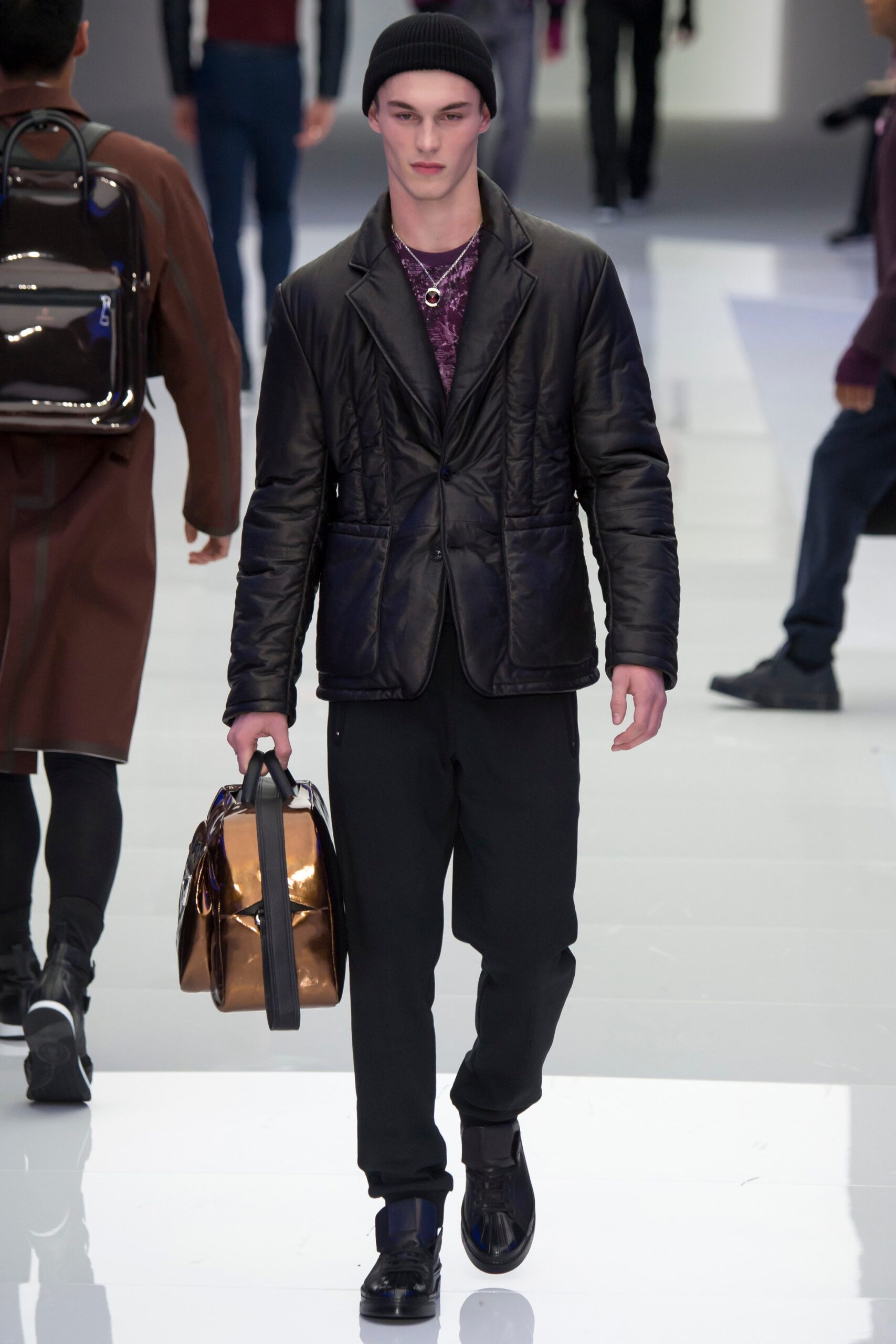 Versace F/W 16 Menswear Look 36