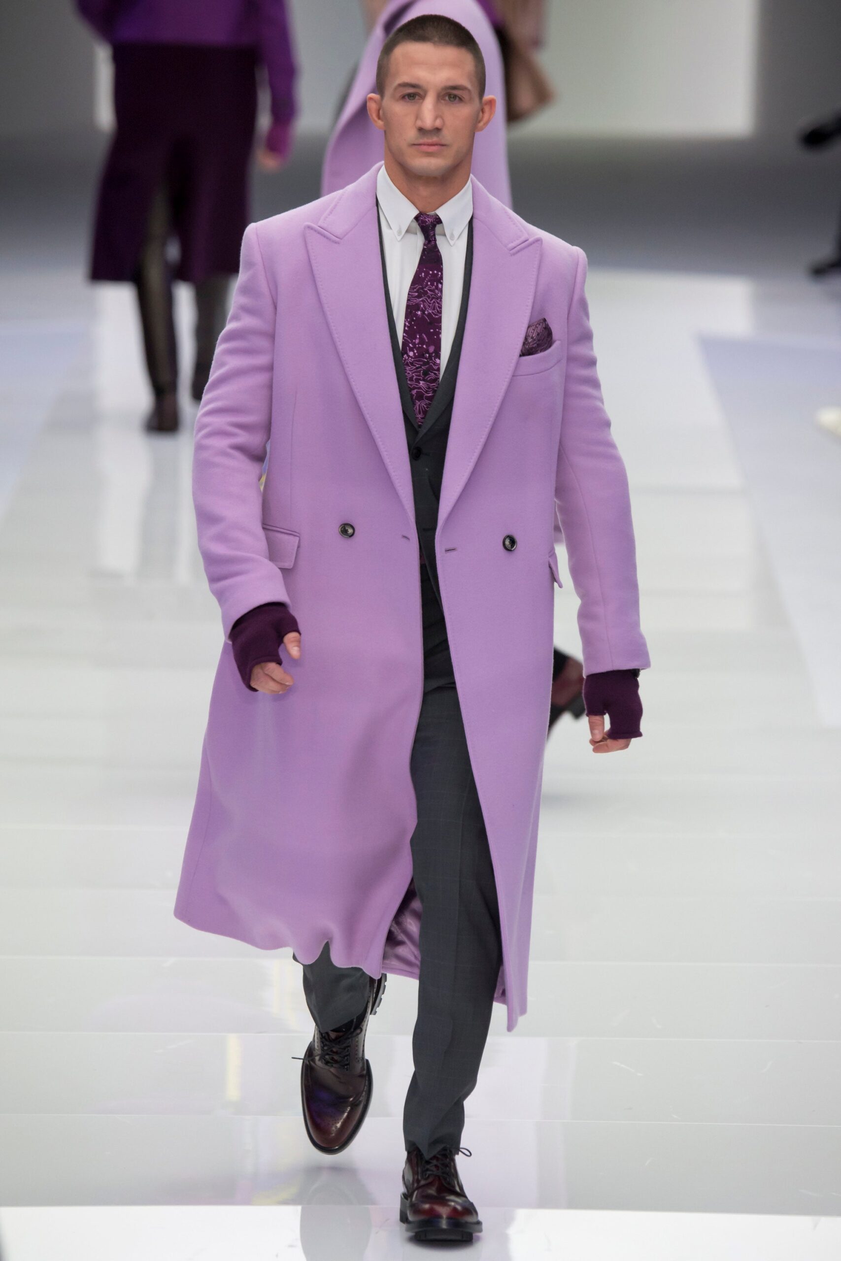 Versace F/W 16 Menswear Look 40
