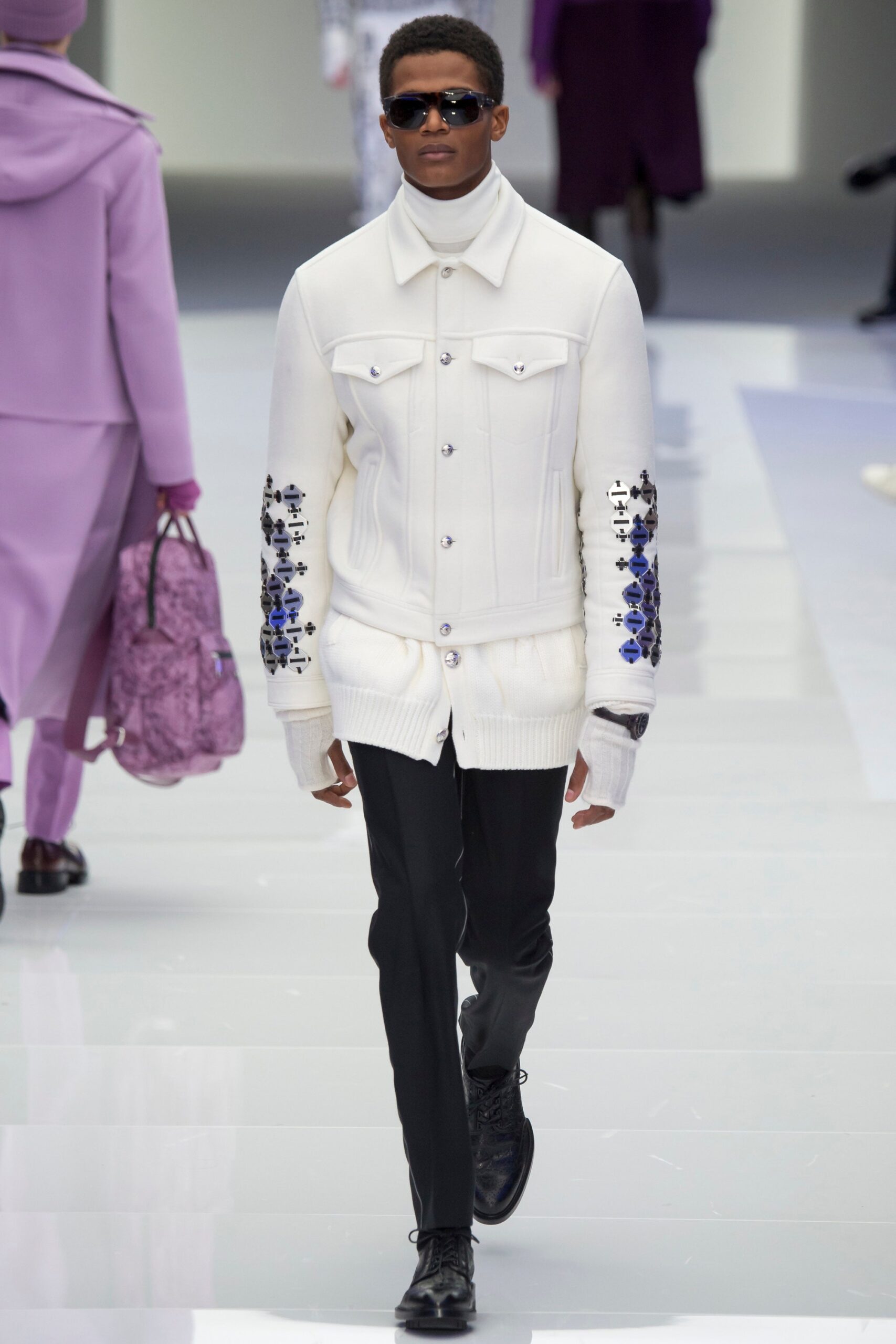 Versace F/W 16 Menswear Look 44