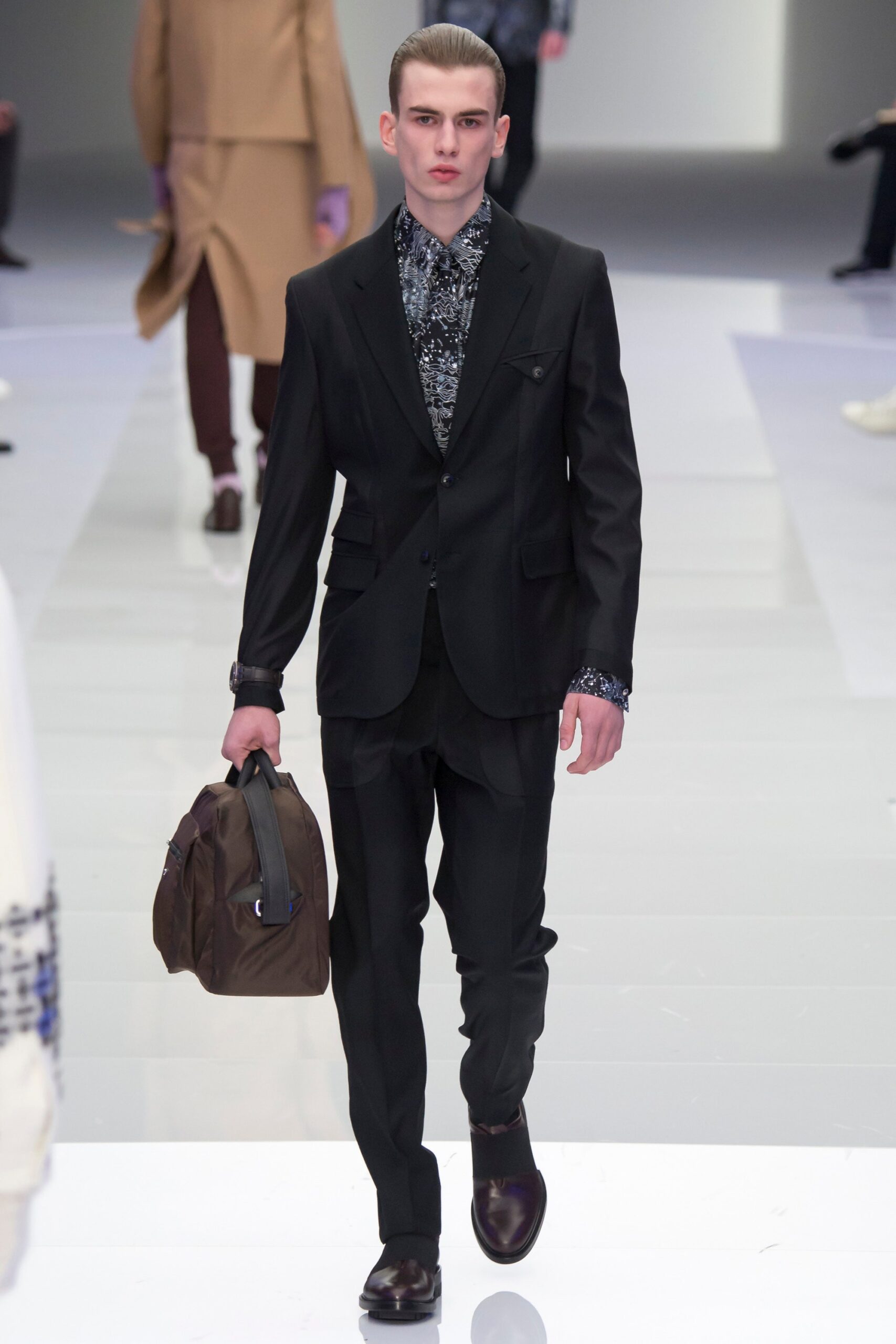 Versace F/W 16 Menswear Look 48