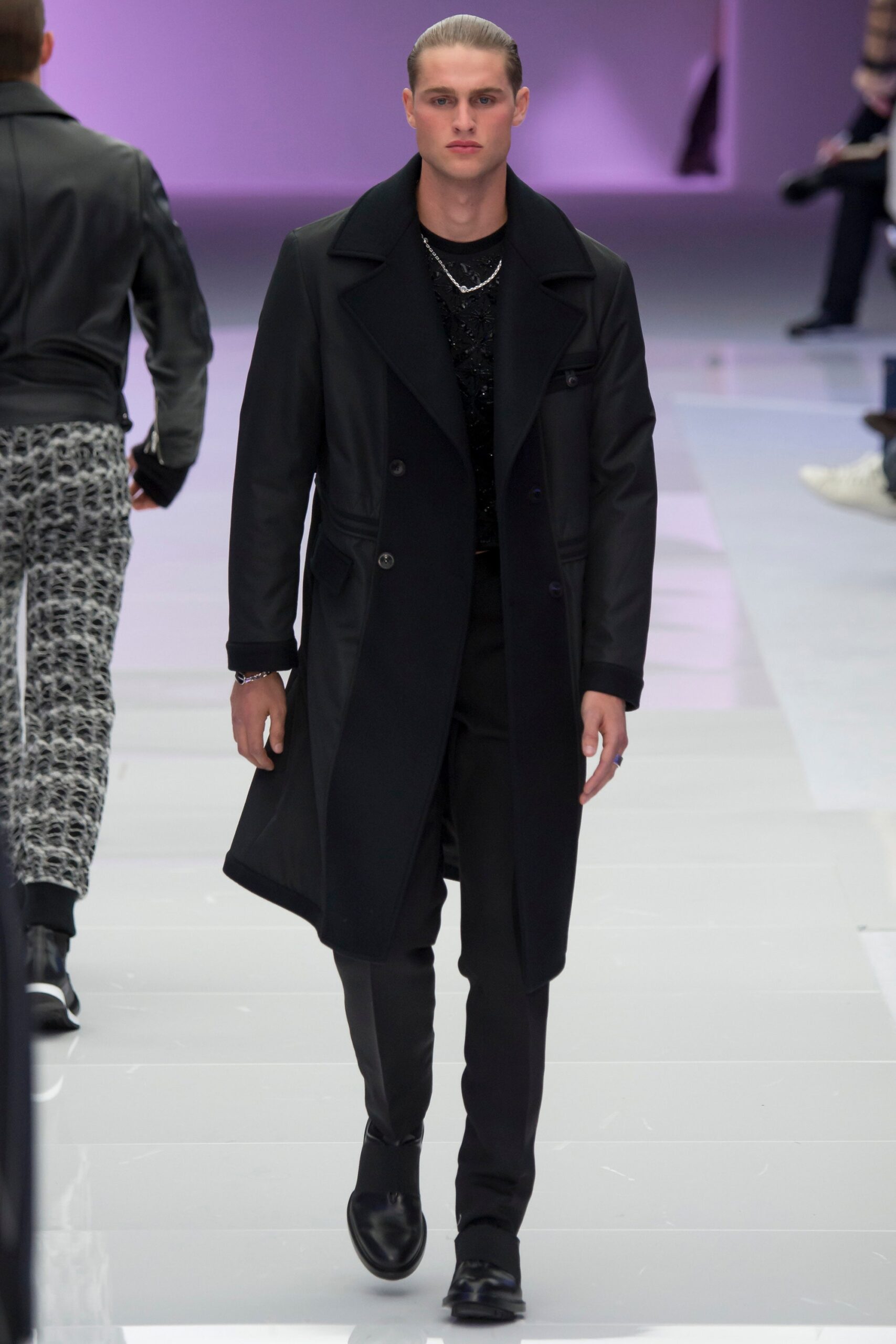 Versace F/W 16 Menswear Look 50