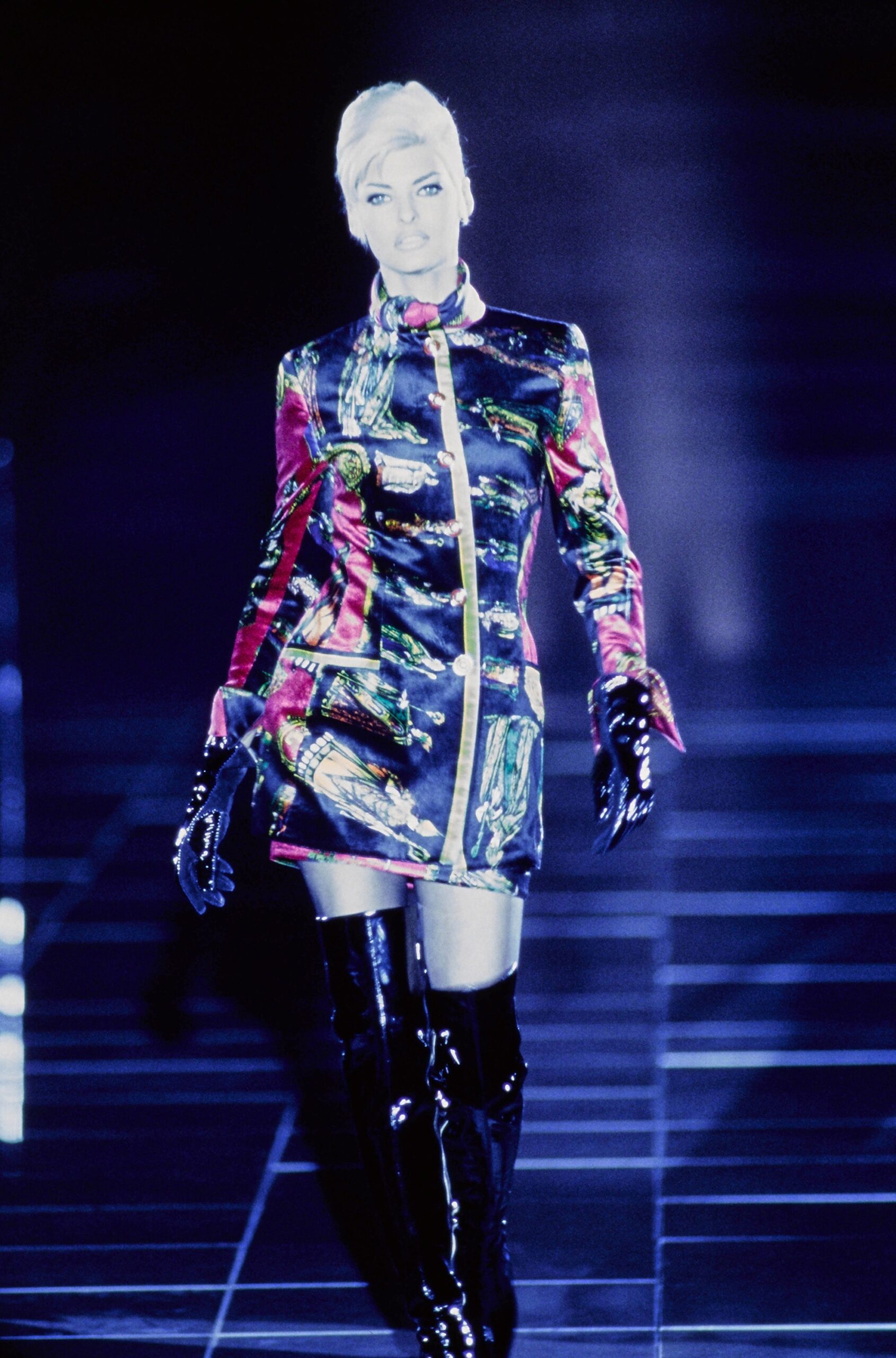 Versace F/W 91 Look 33