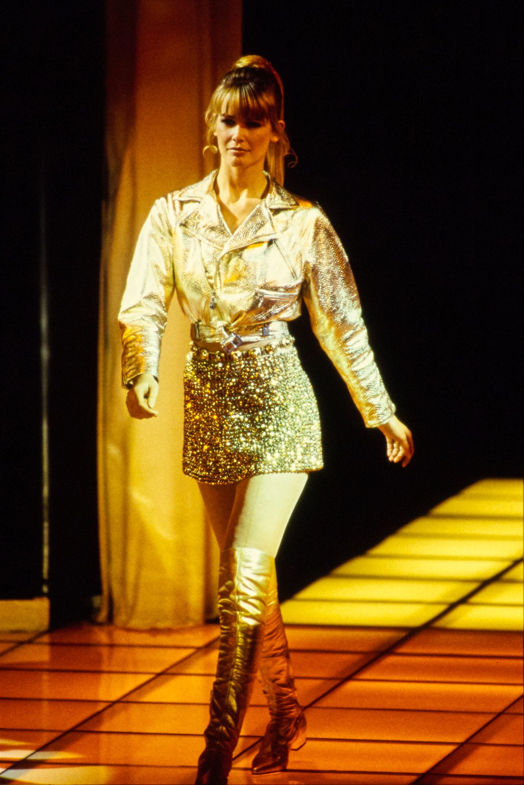 Versace F/W 94 Look 70