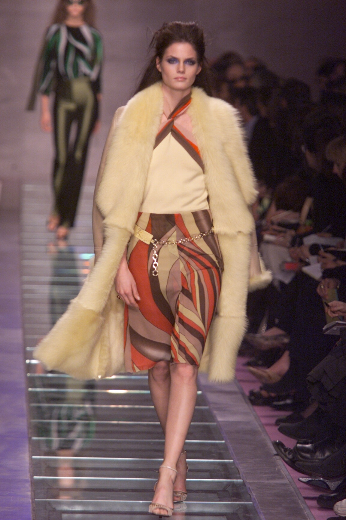Versace F/W 00 Look 30