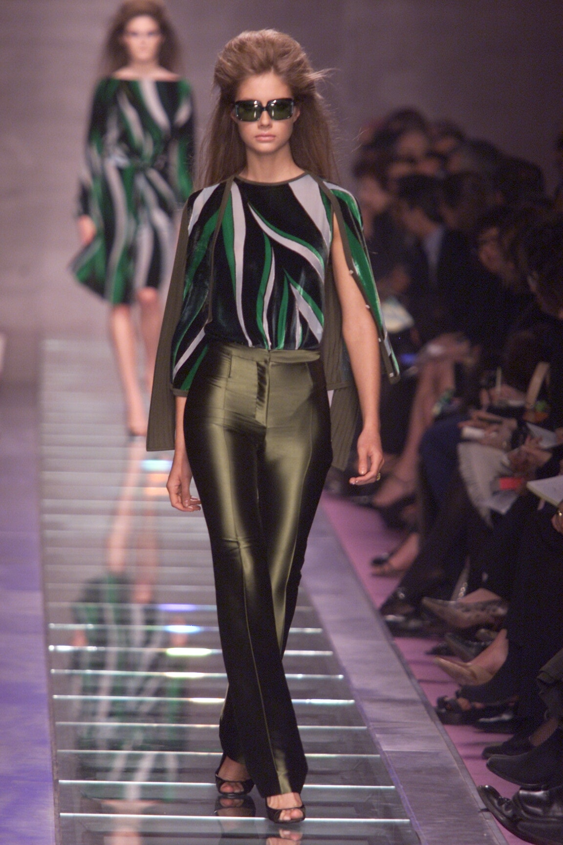 Versace F/W 00 Look 31