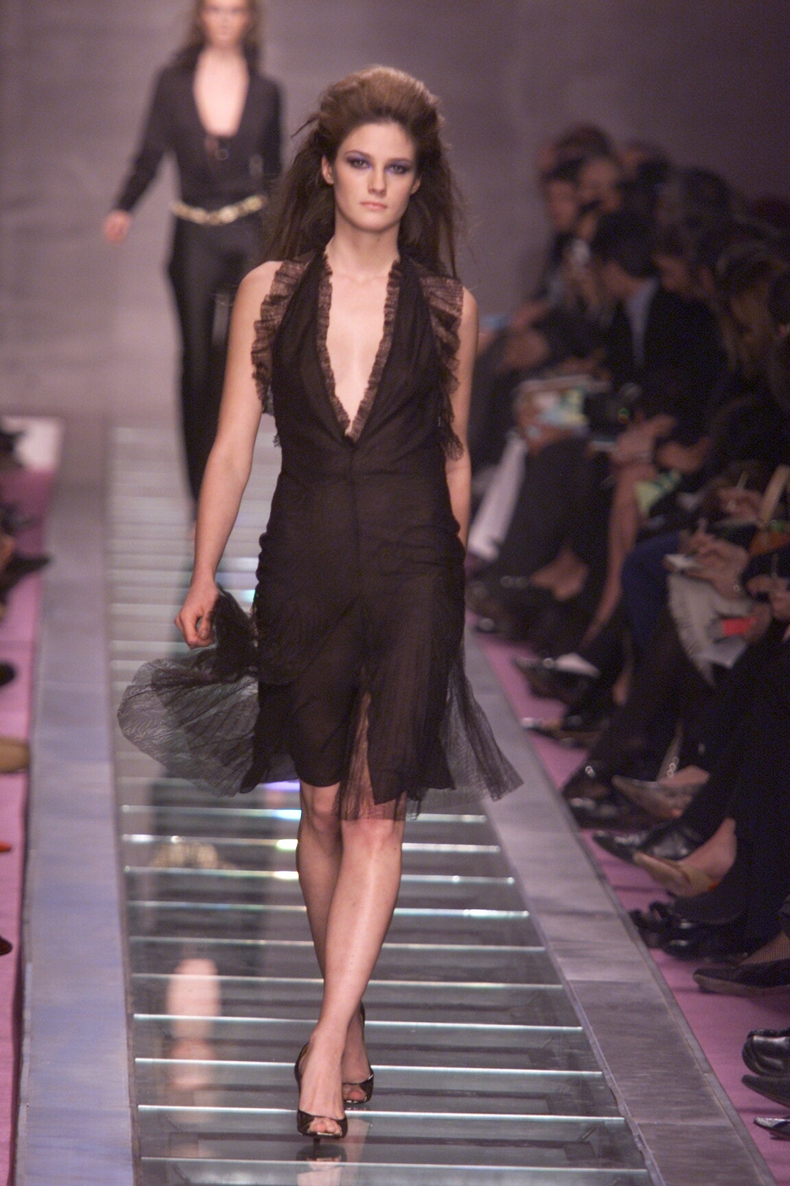 Versace F/W 00 Look 49